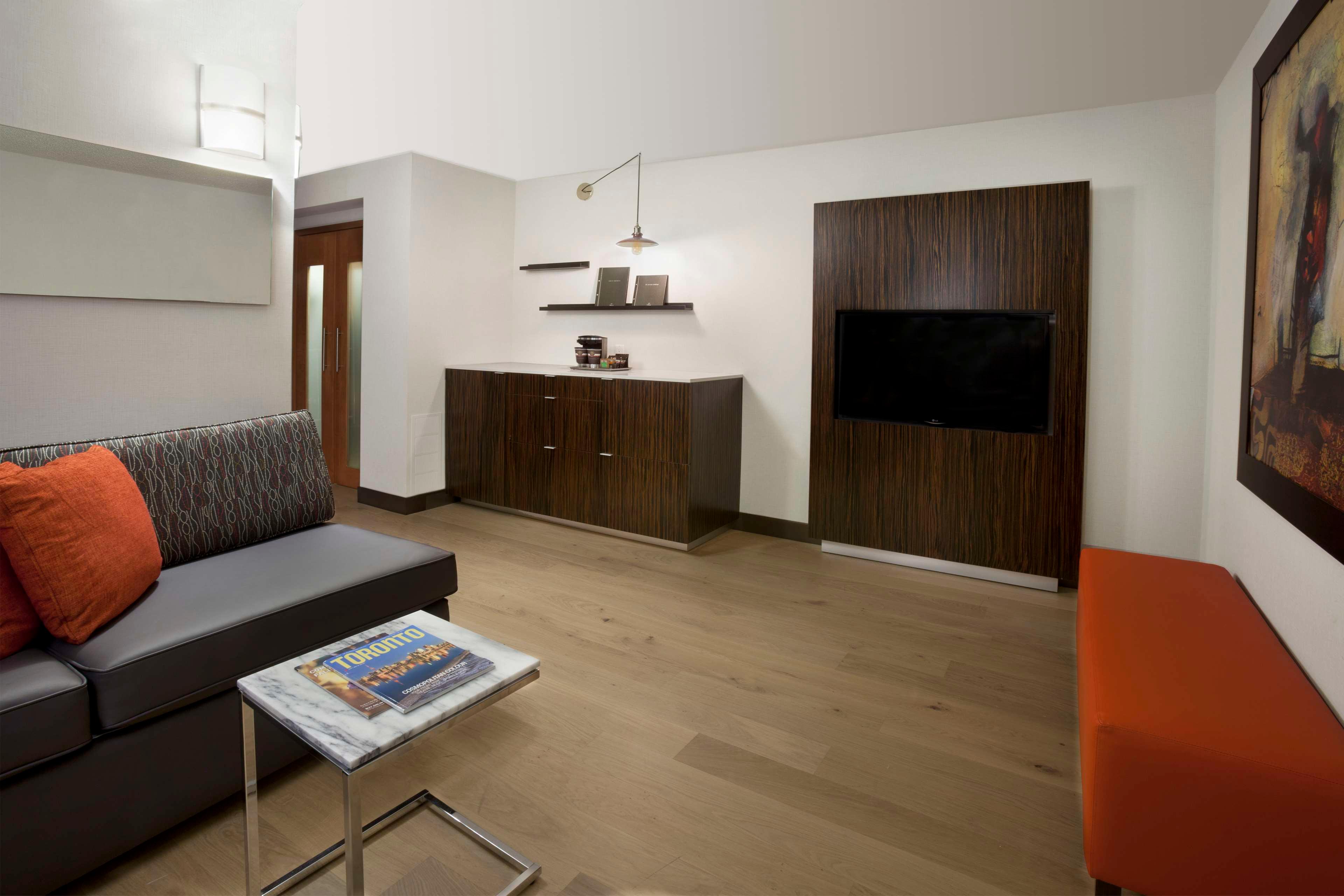 Junior Suite King Size Bed