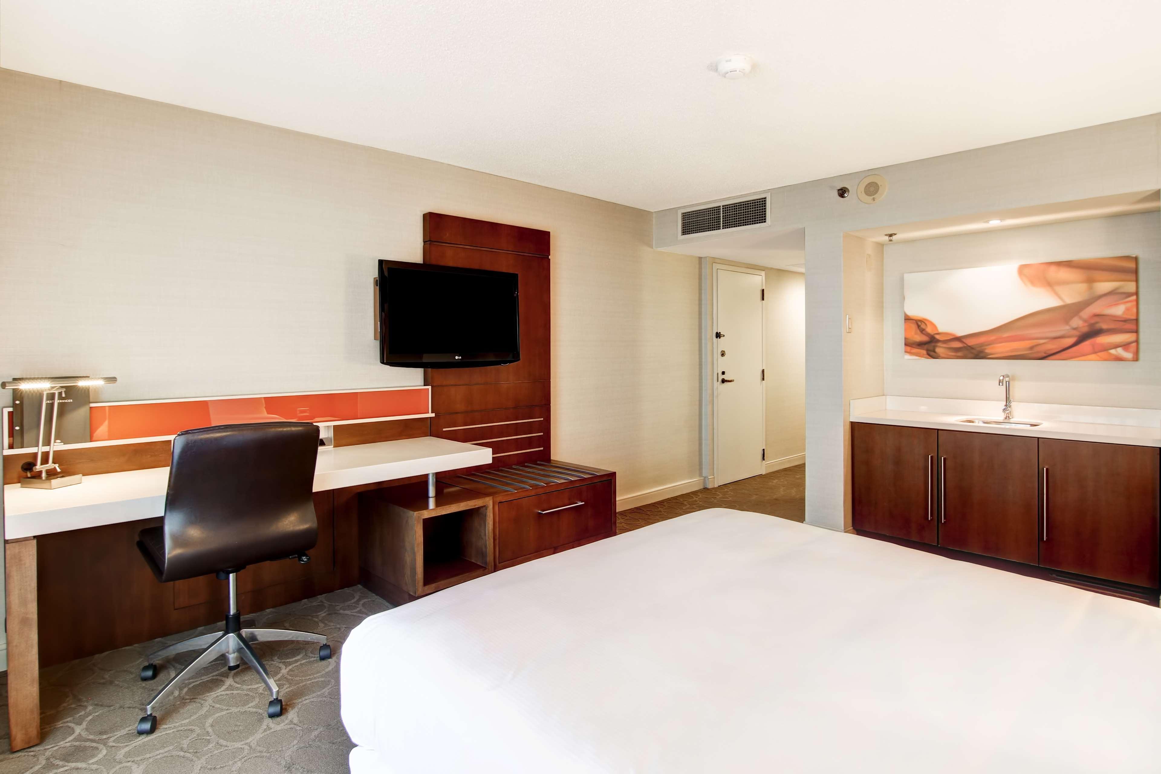 Double Queen Size Bed