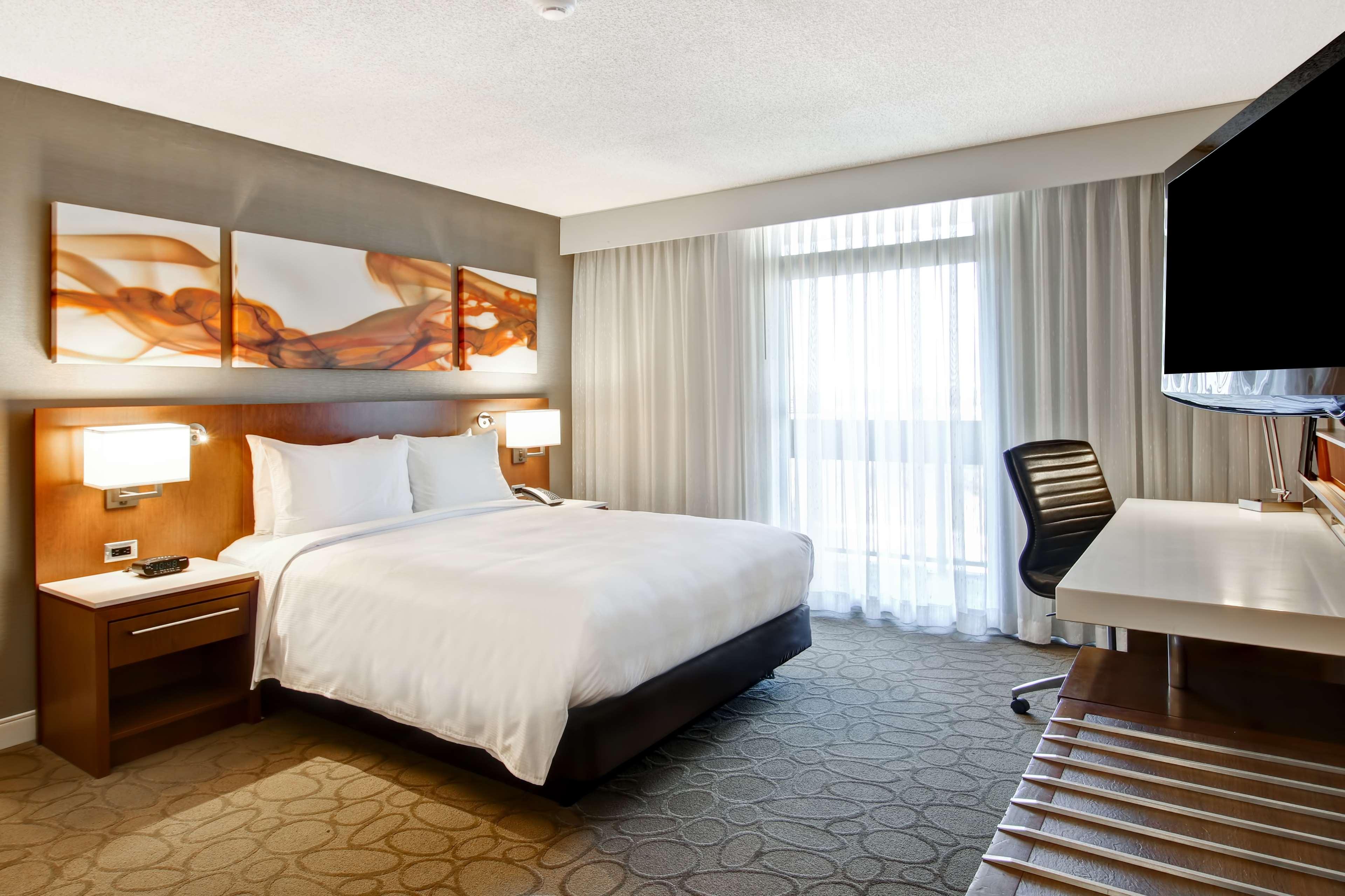 Double Queen Size Bed