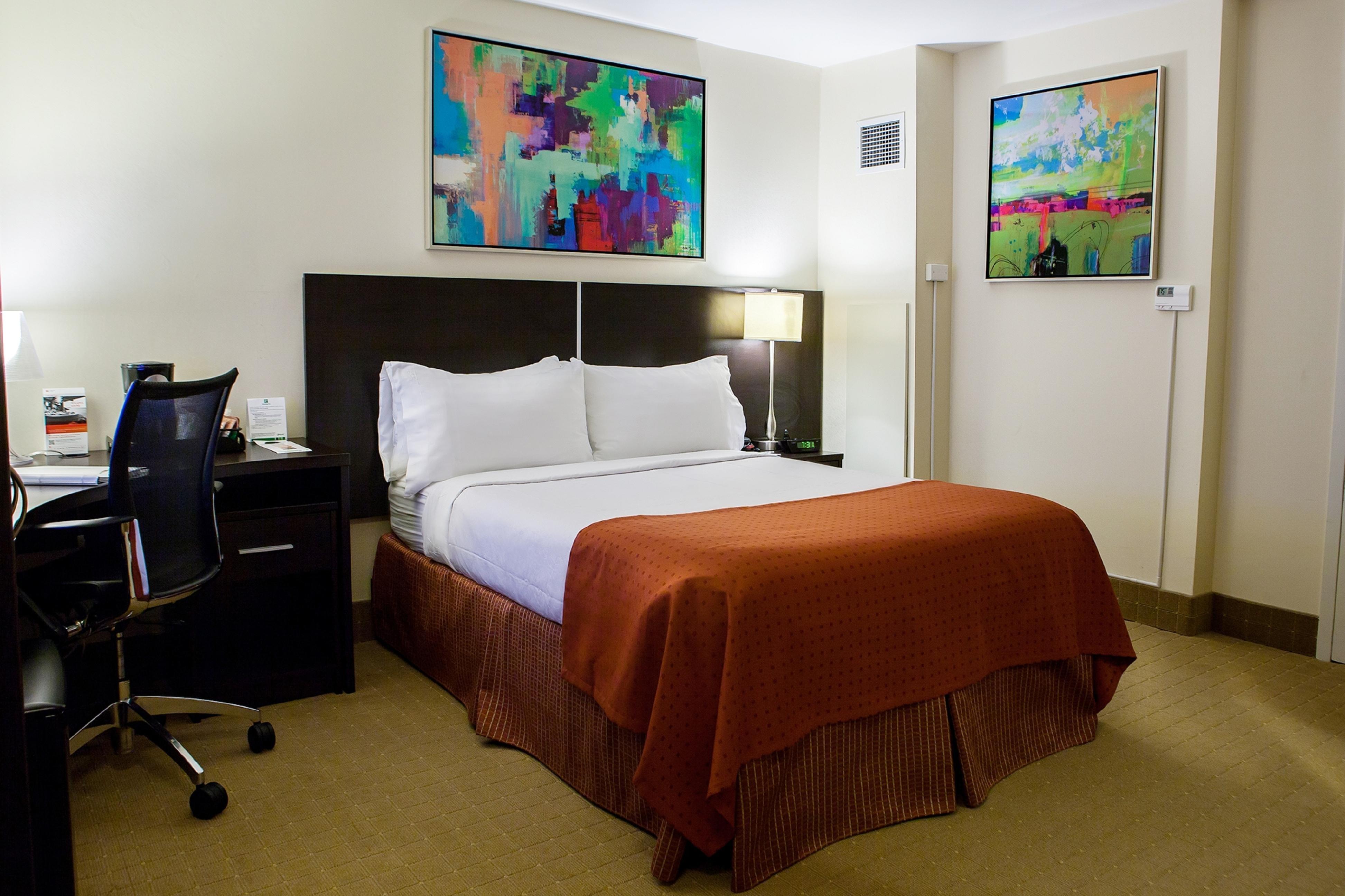 Double Queen Bed Non Smoking