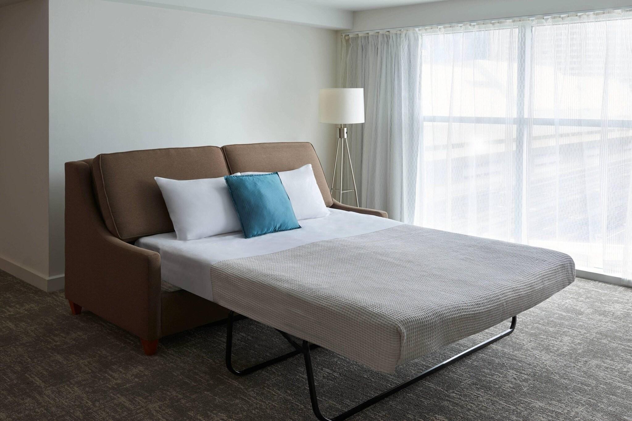 Studio King Size Bed