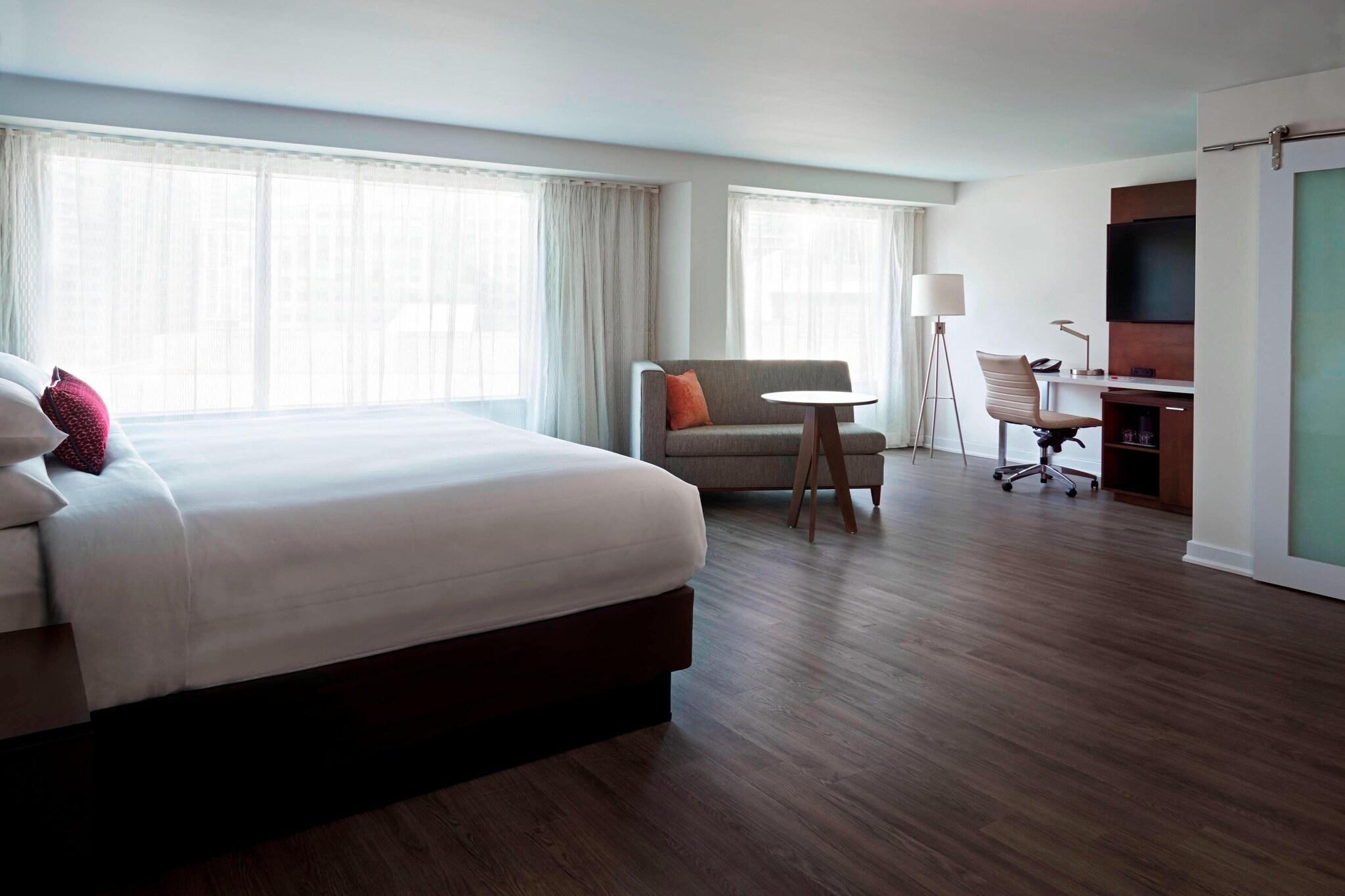 Studio King Size Bed