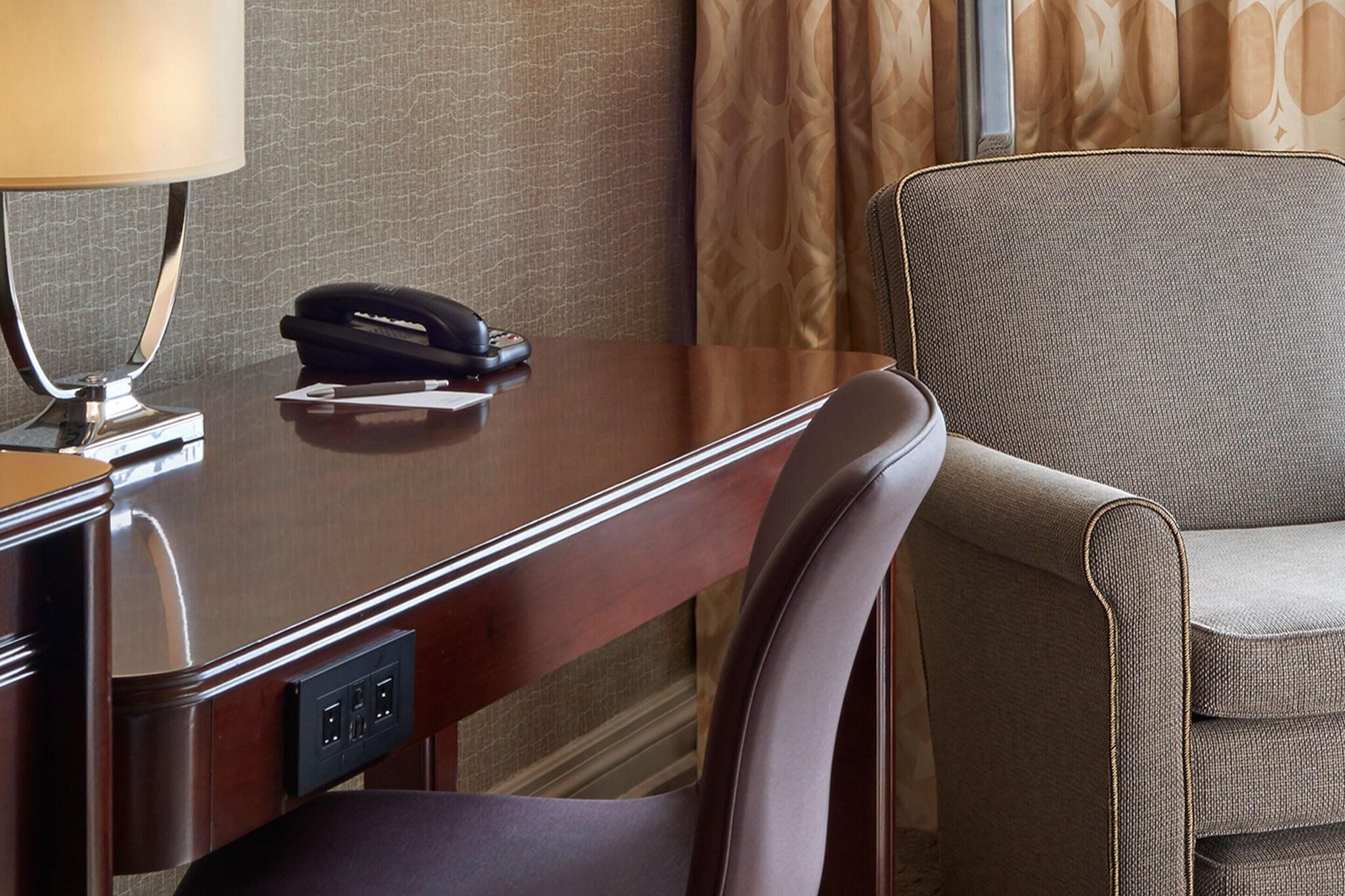 Suite King Bed Non Smoking