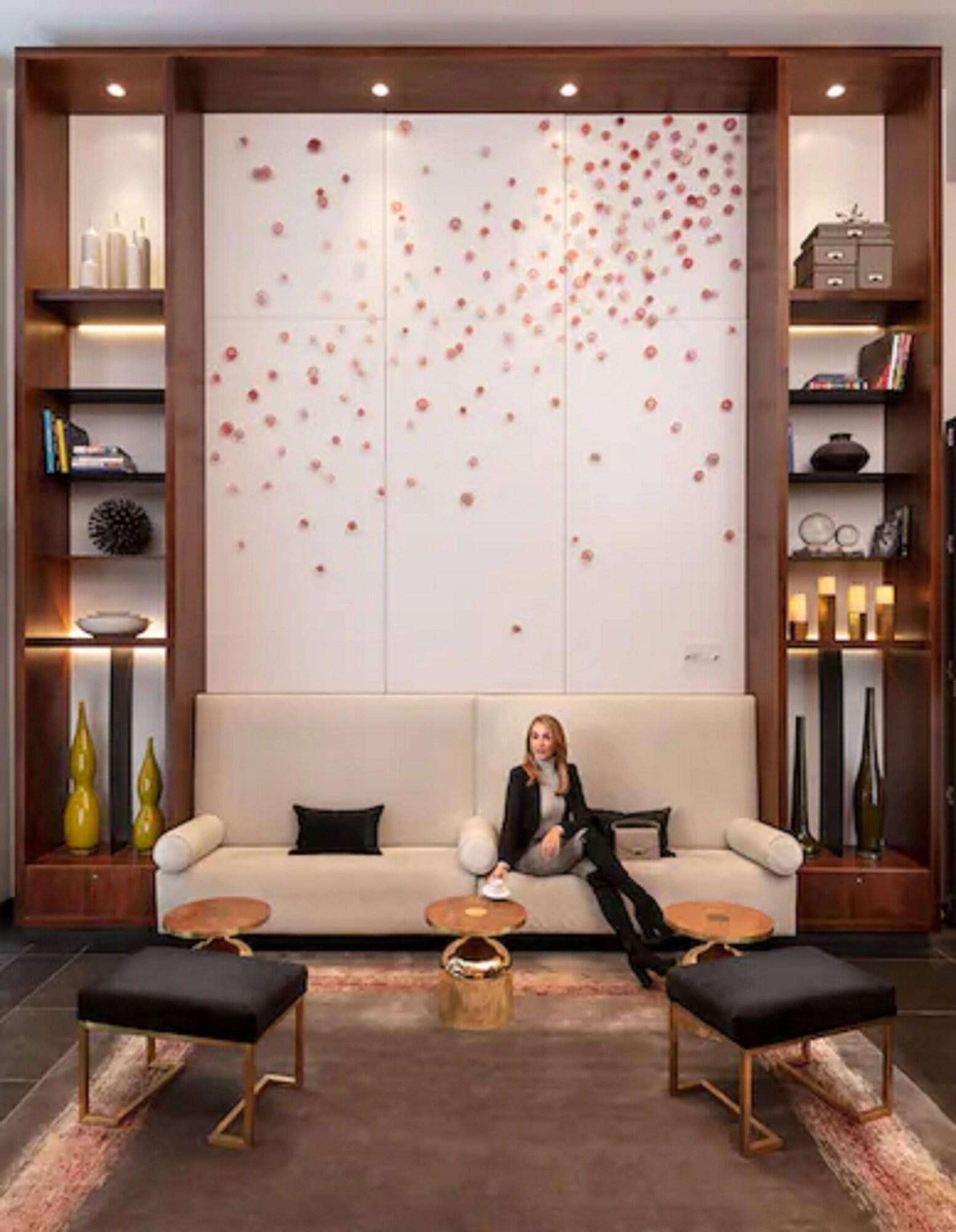 Family Room Queen Size Bed