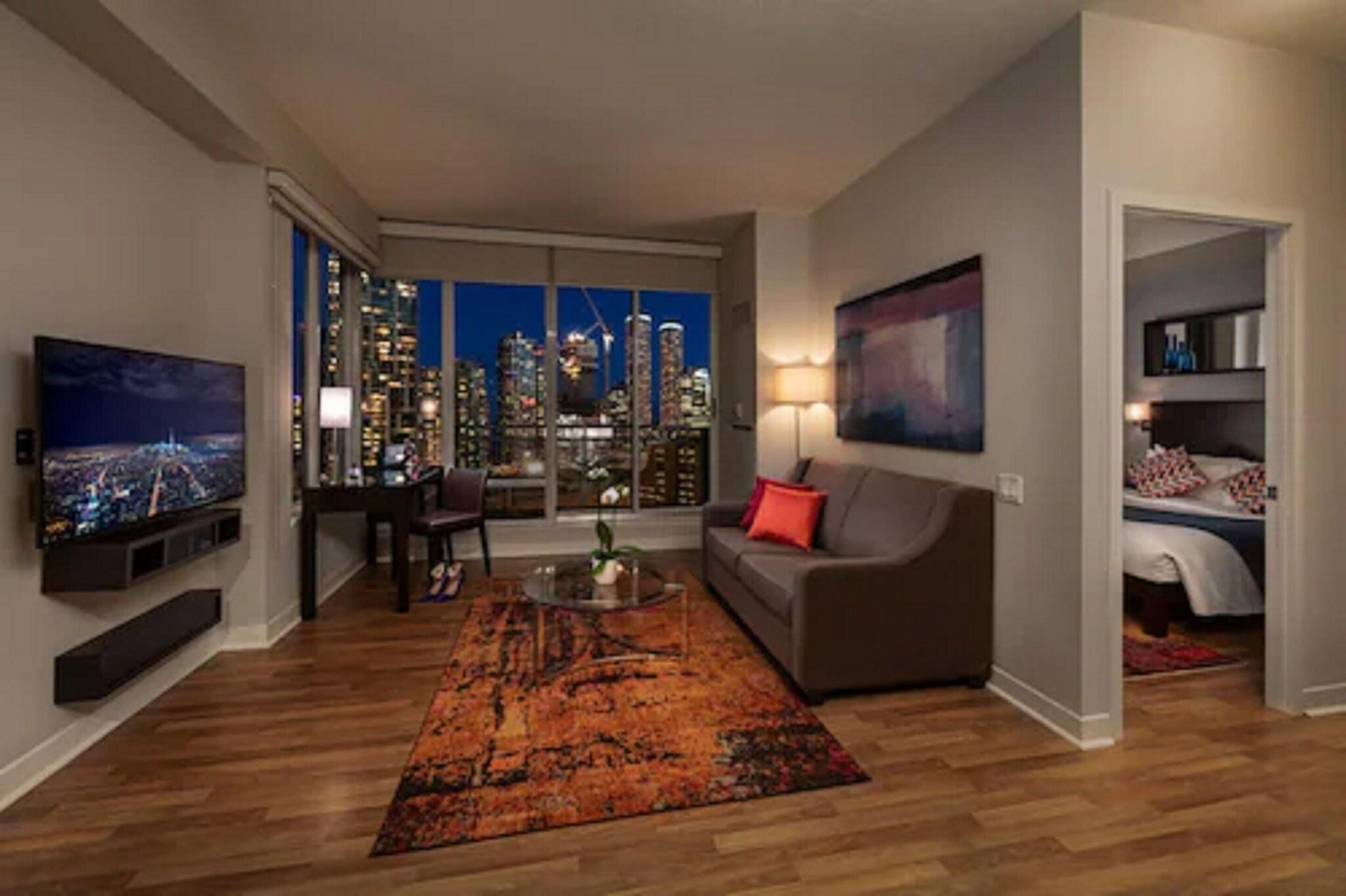 Family Room Queen Size Bed