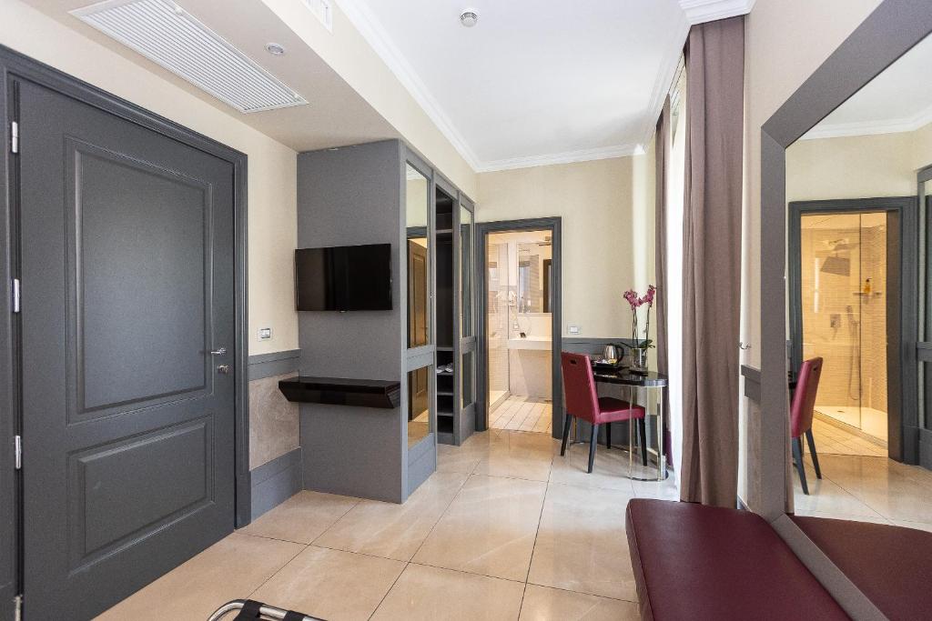 Double or Twin Superior