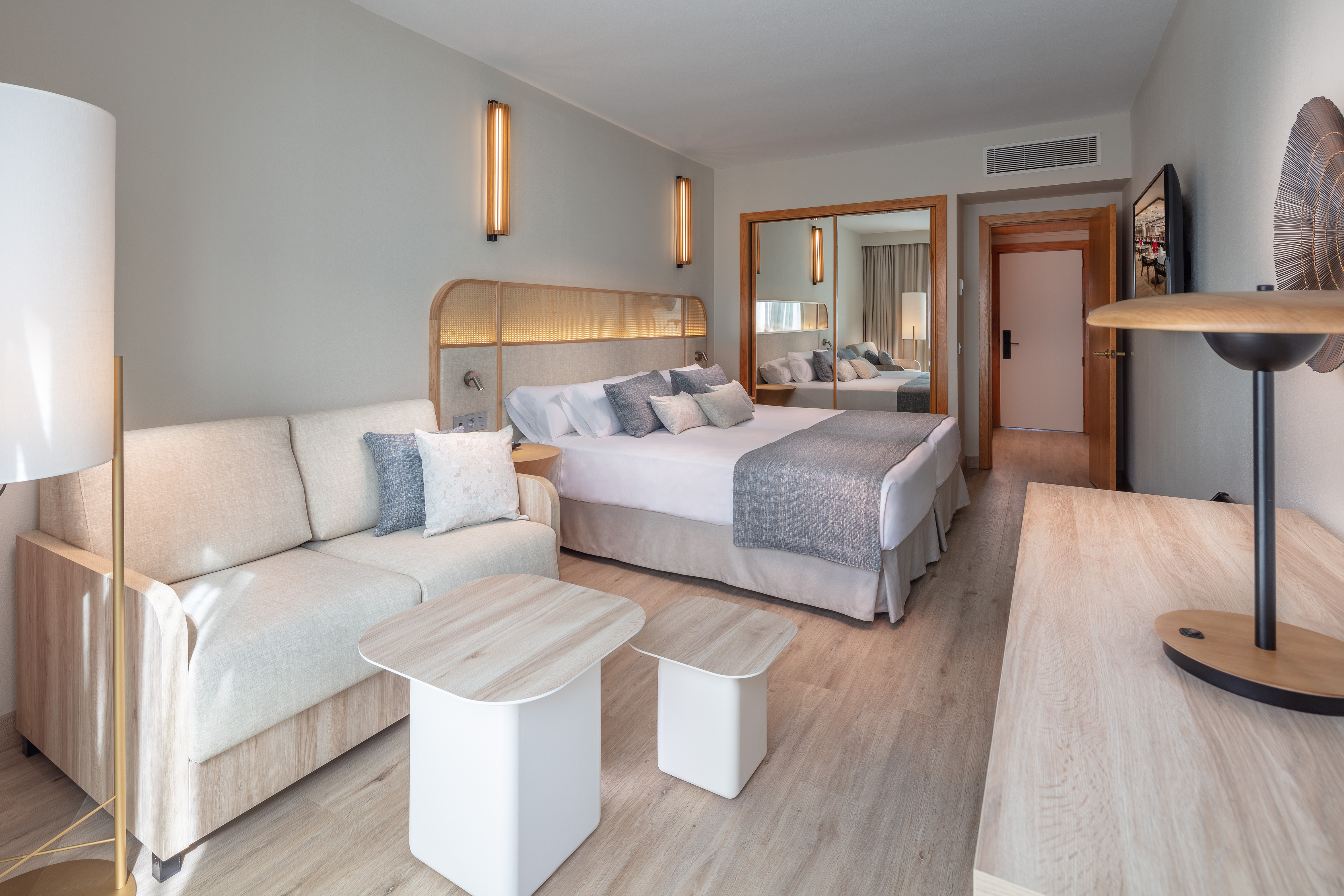 Family Room Superior