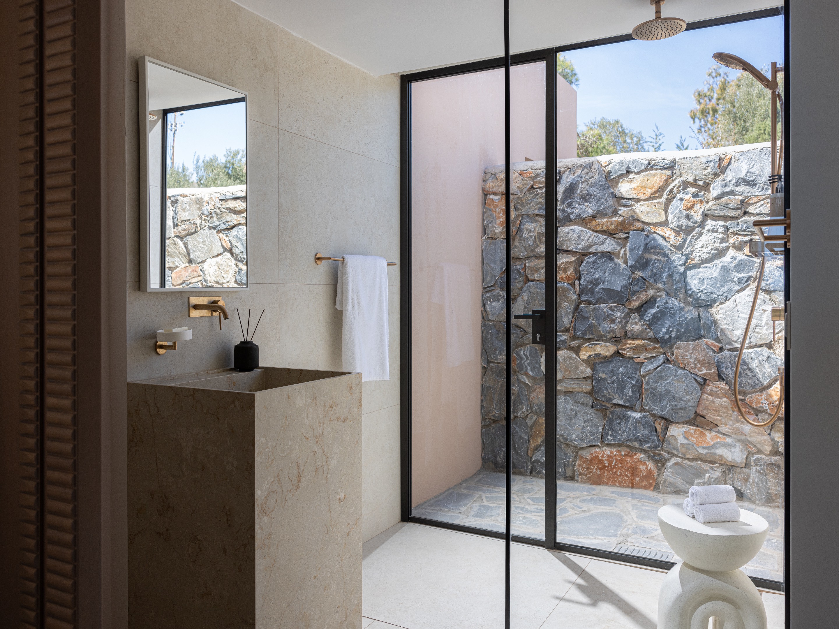 Bungalow Deluxe Side Sea View