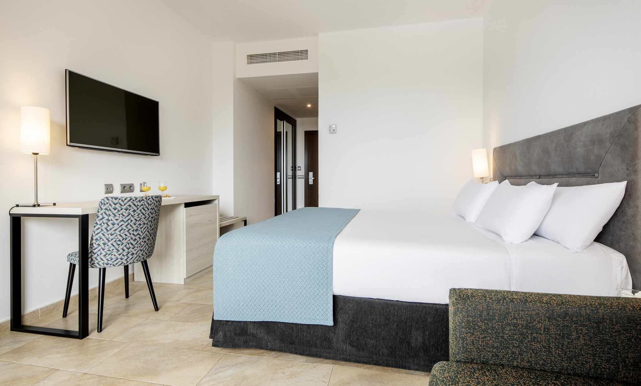 Double or Twin Sea View with Air Conditioning