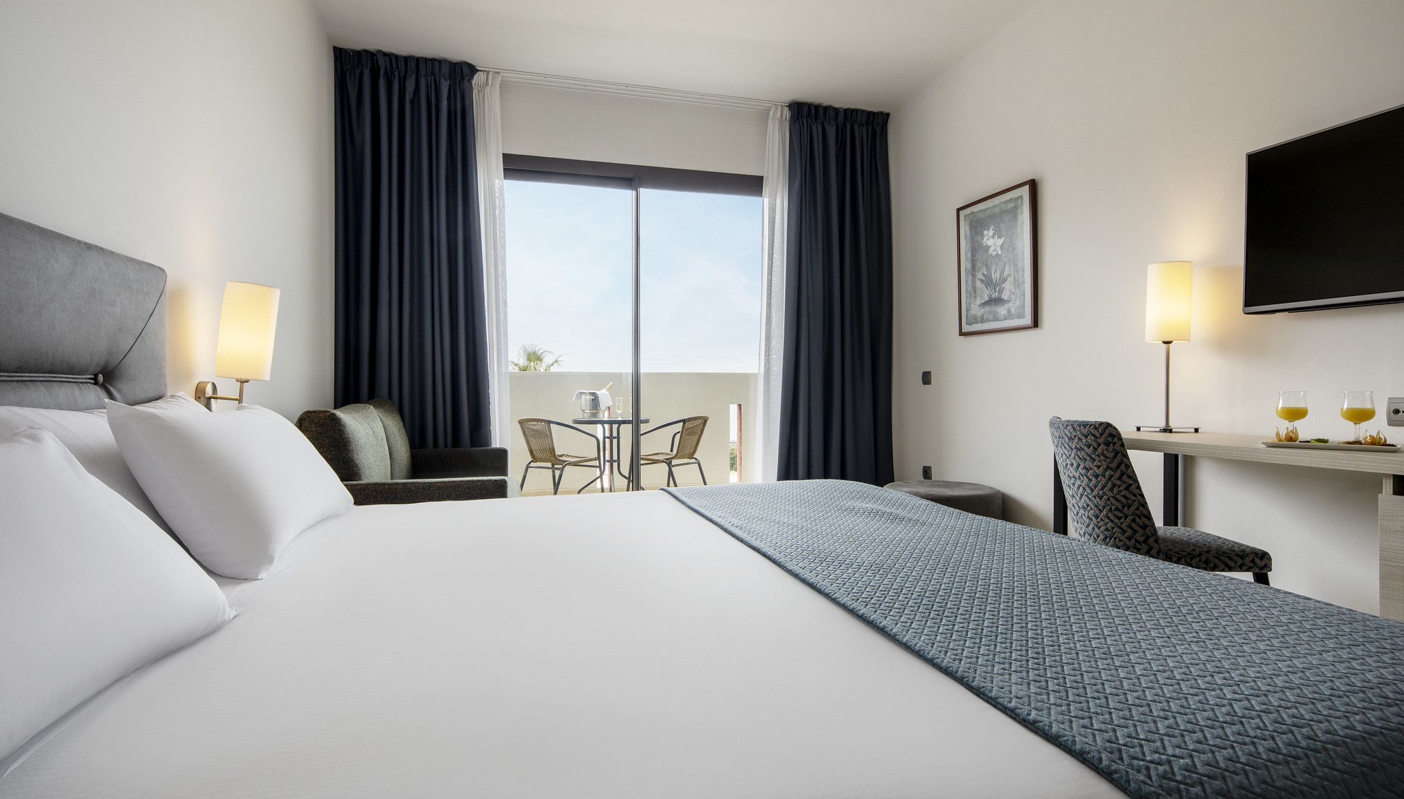 Double or Twin Sea View