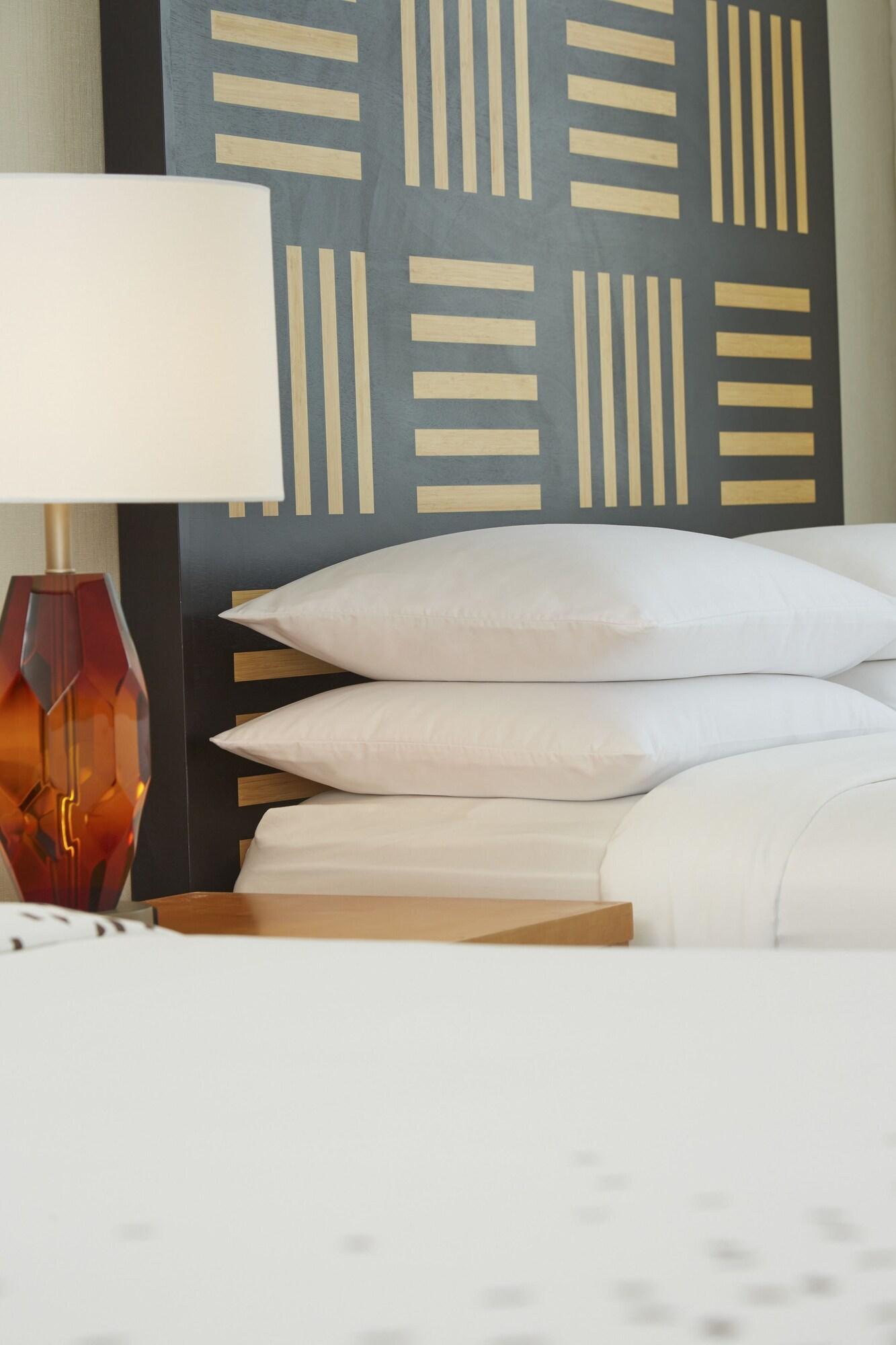 Double Club King Bed