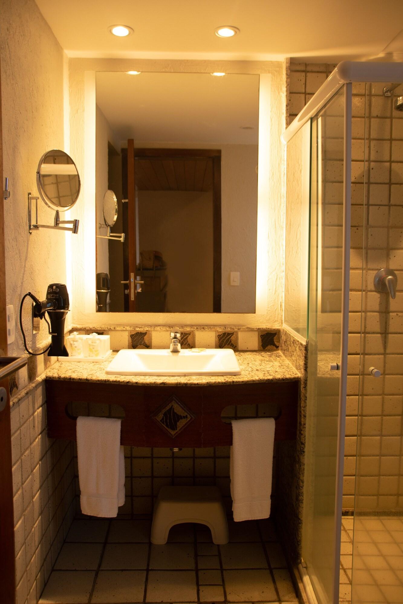 Double Deluxe King Bed