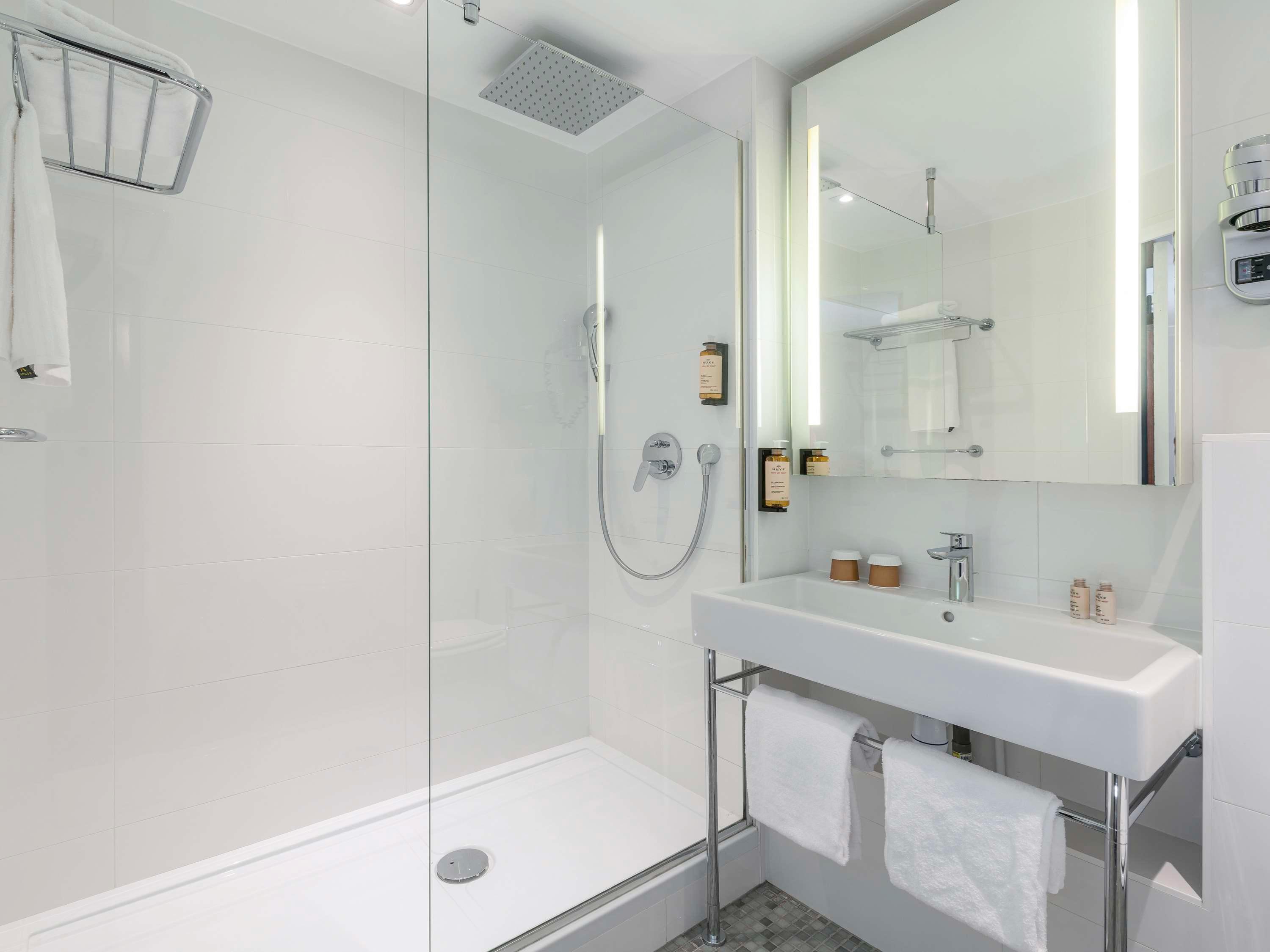 Suite Connecting Room