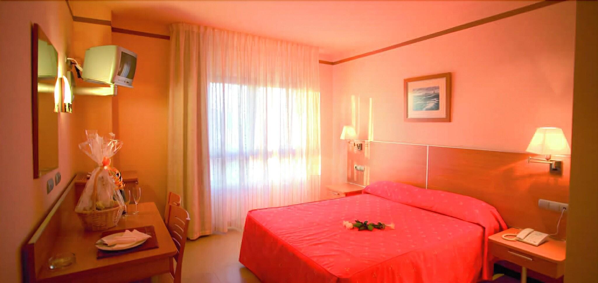 Double or Twin Two Beds