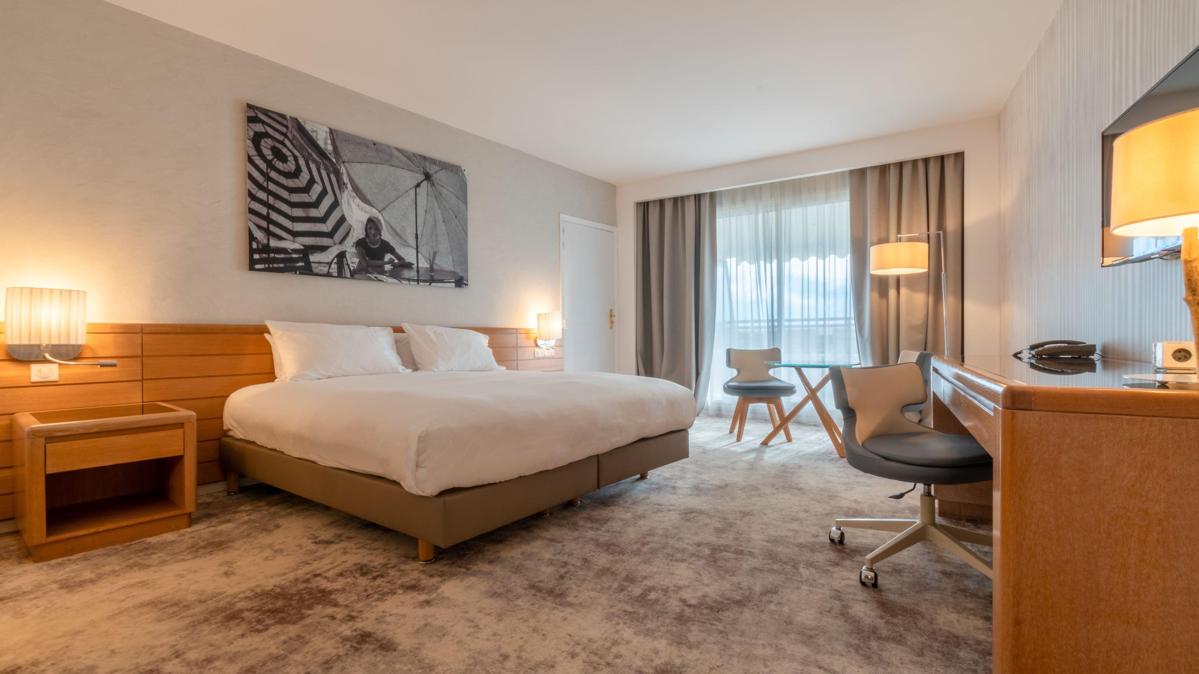 Suite Sea View King Bed