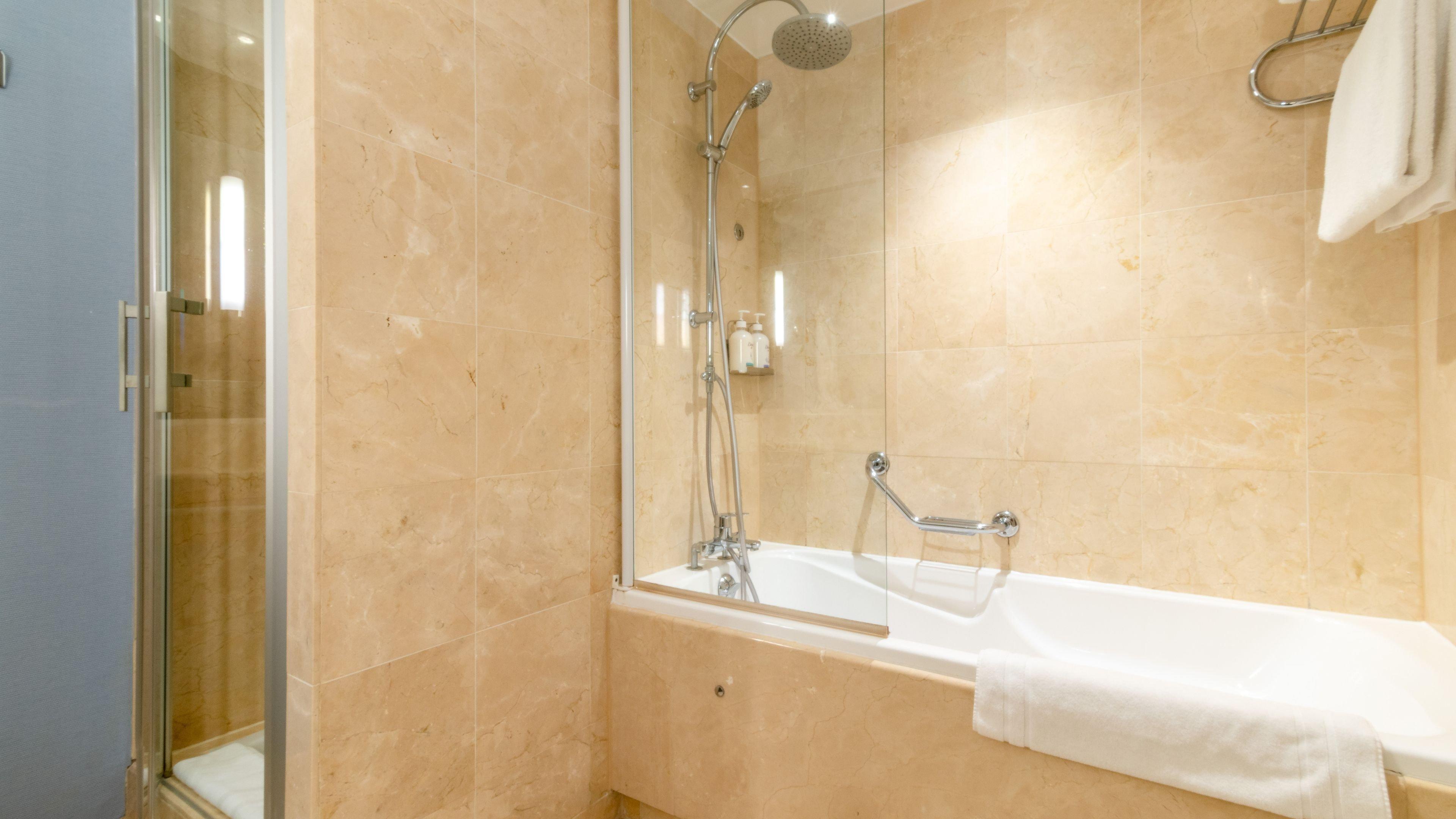 Suite Sea View King Bed