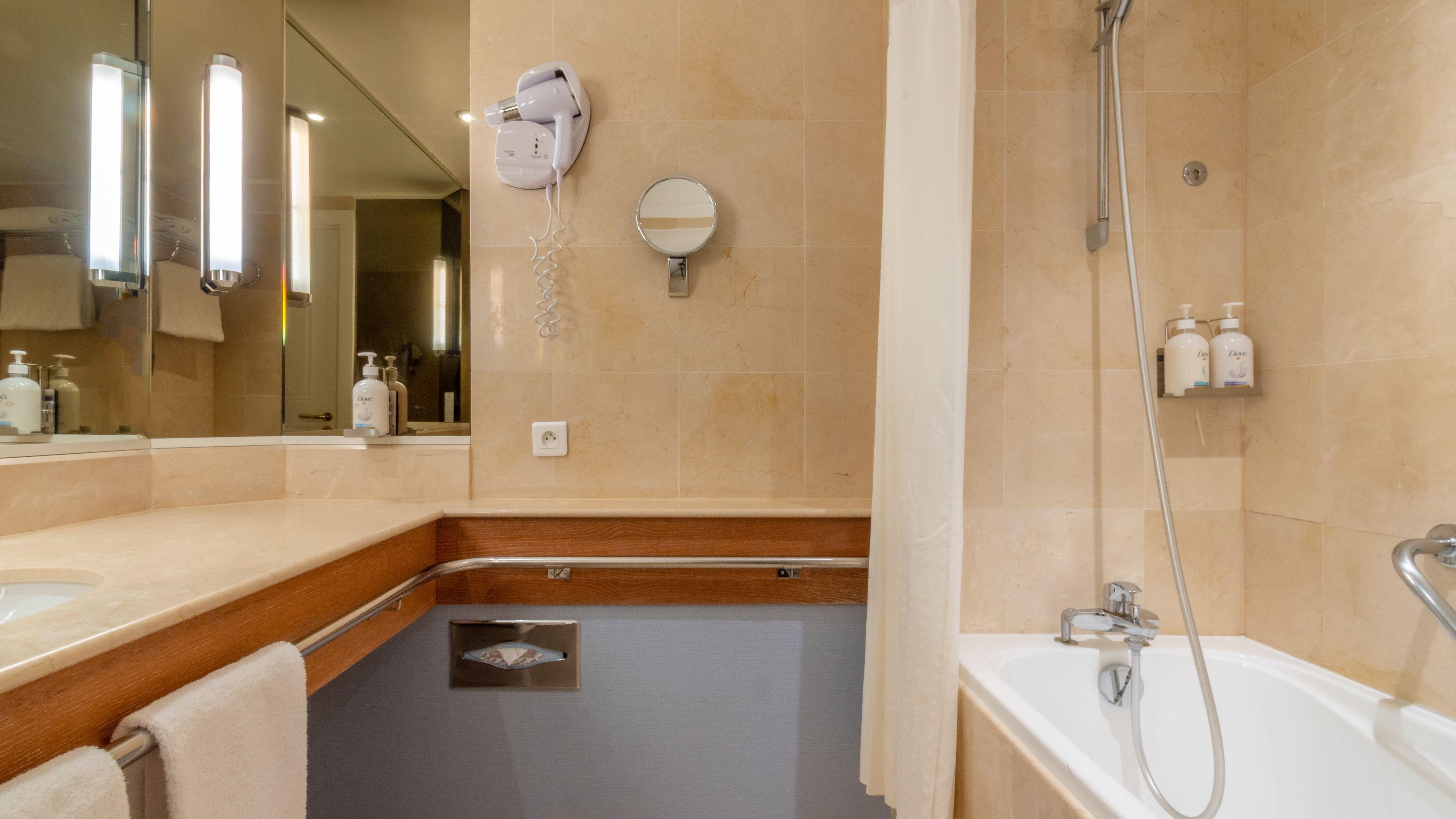 Double Premium Garden View