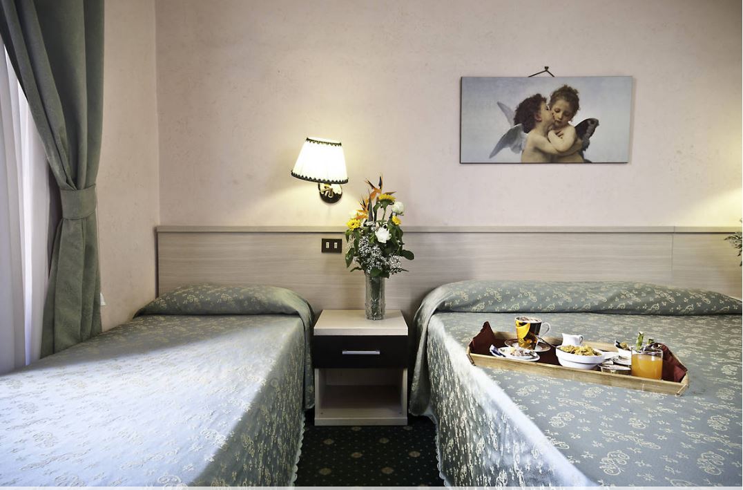 Double or Twin Standard