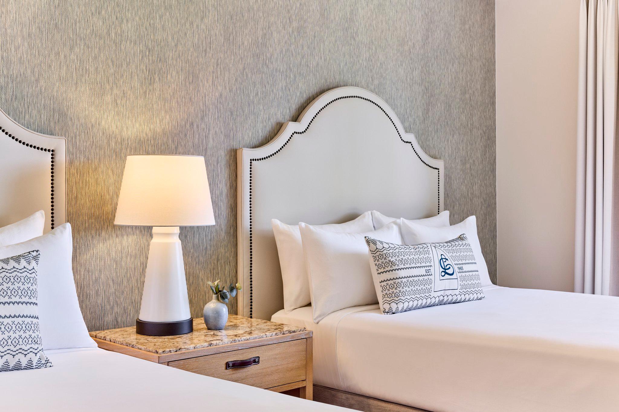 Double Deluxe Two Queen Beds