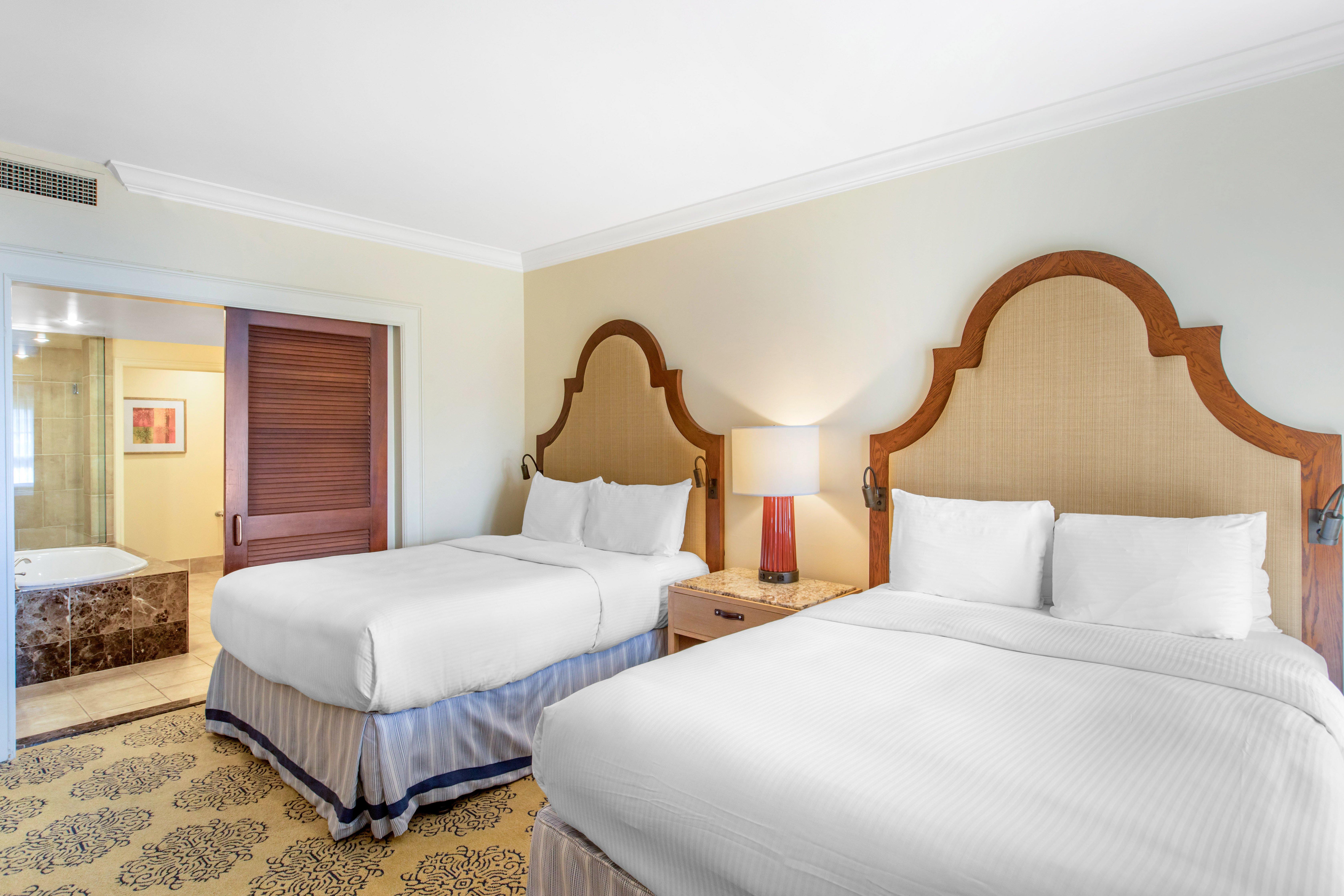 Double Deluxe Two Queen Beds