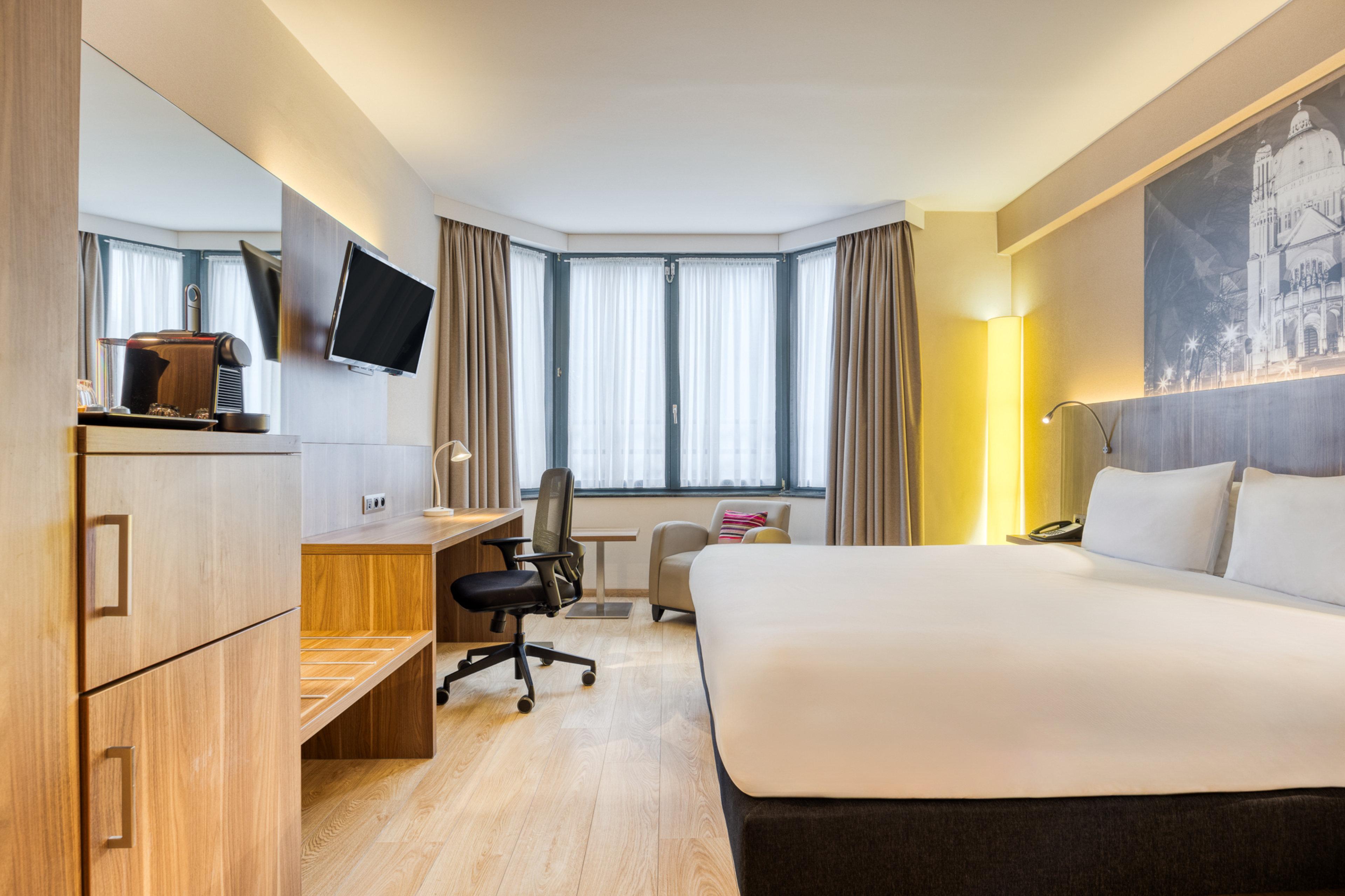 Double King Size Bed