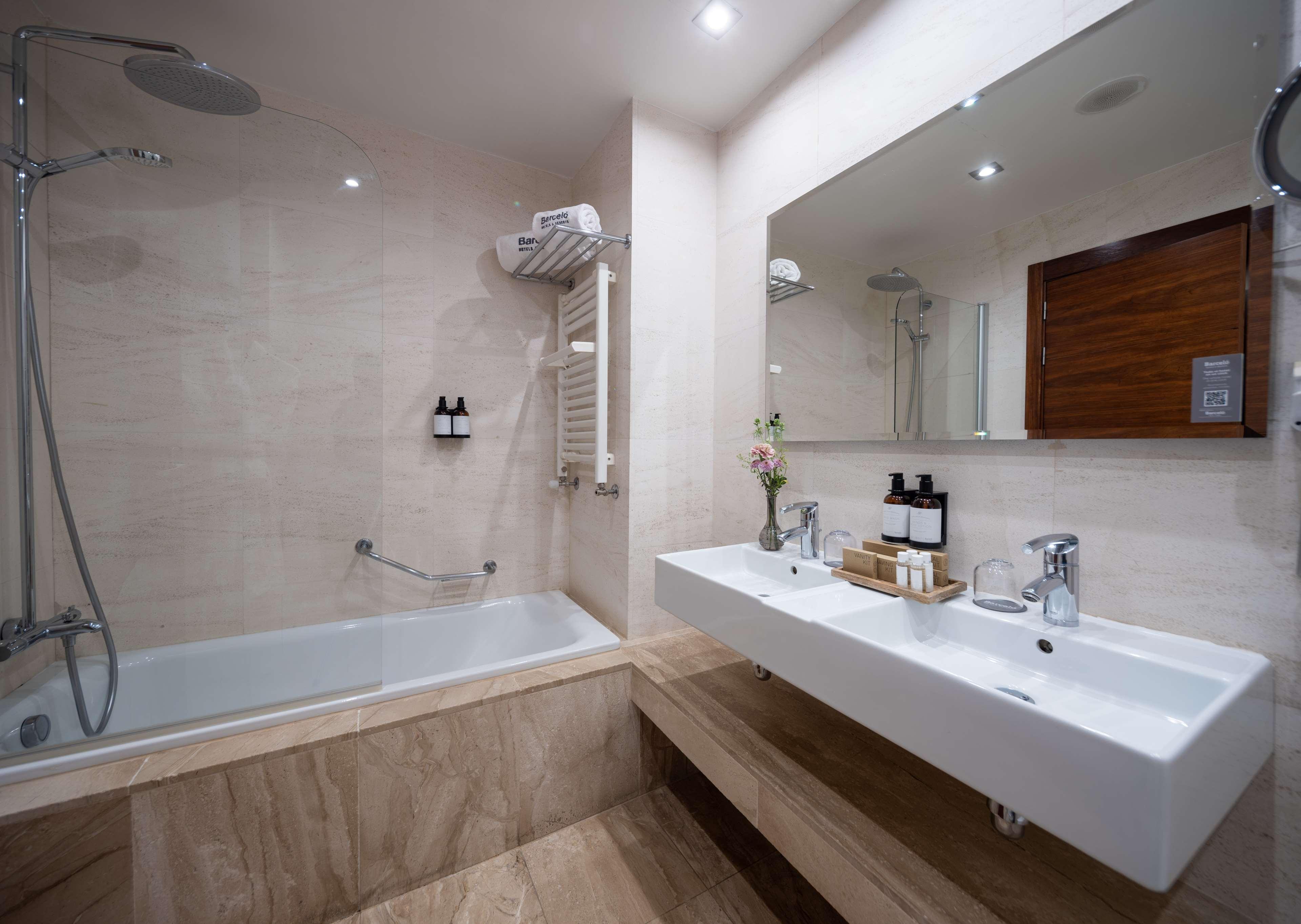 Room Deluxe with Views