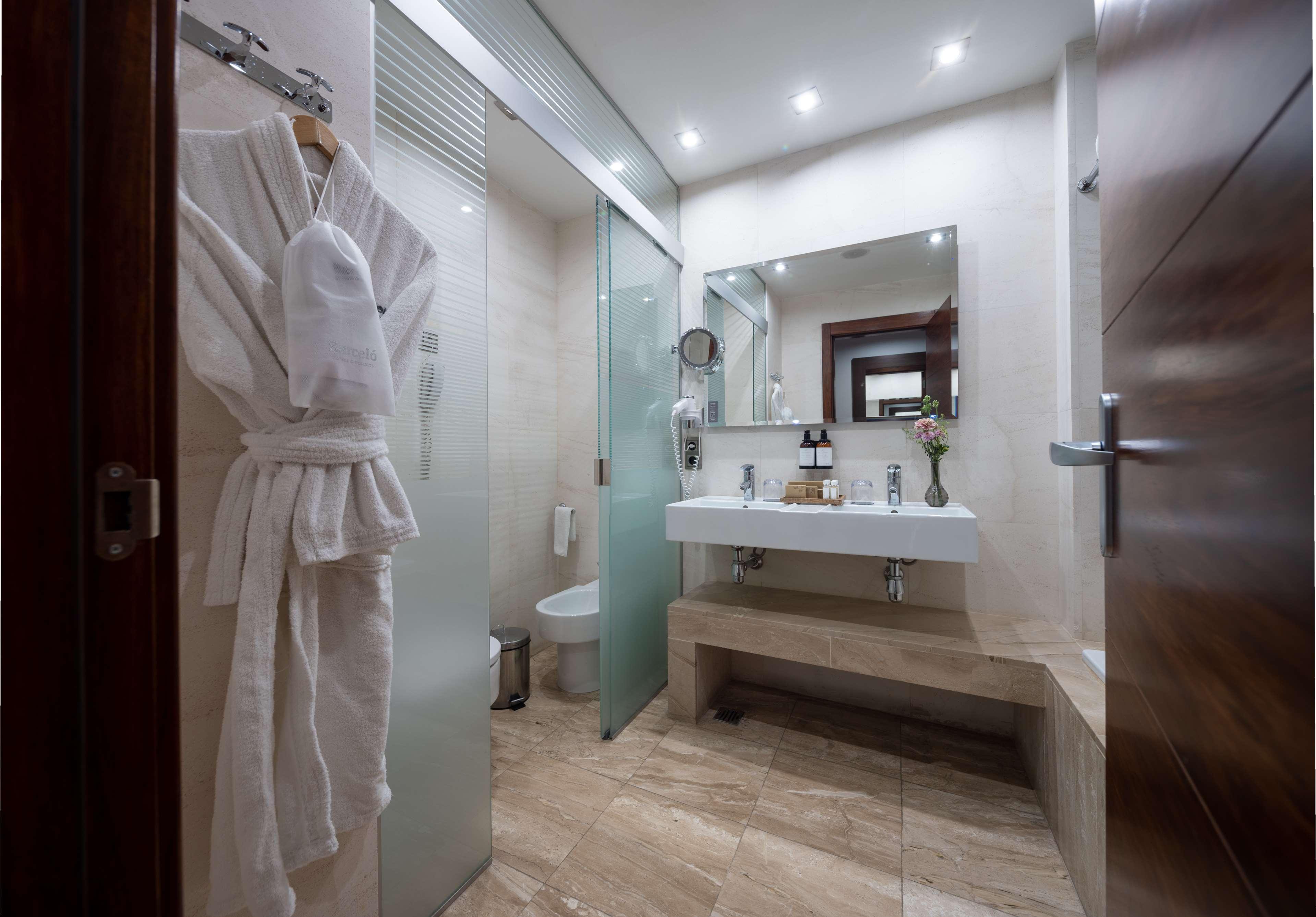 Room Deluxe with Views