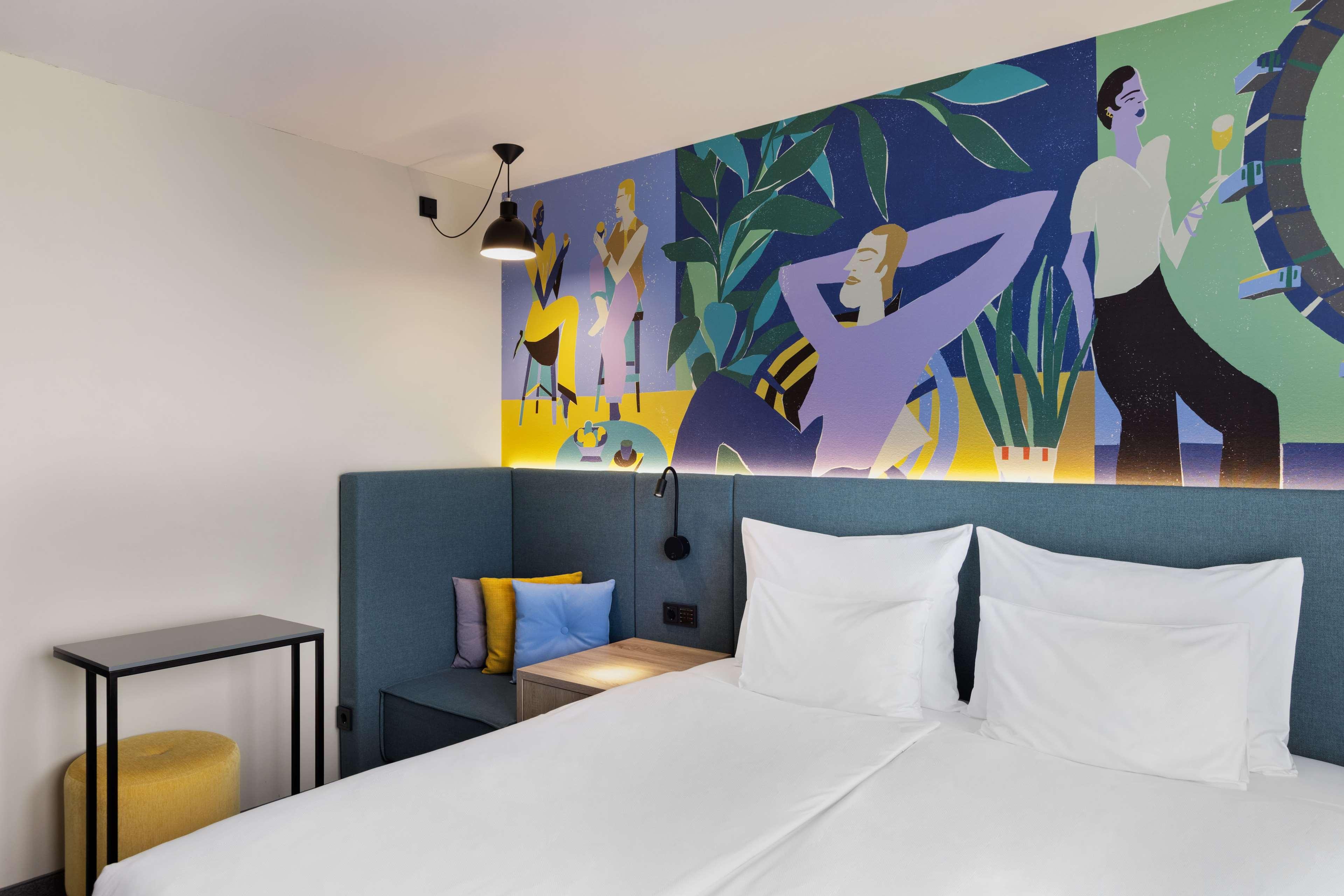 Double King Size Bed