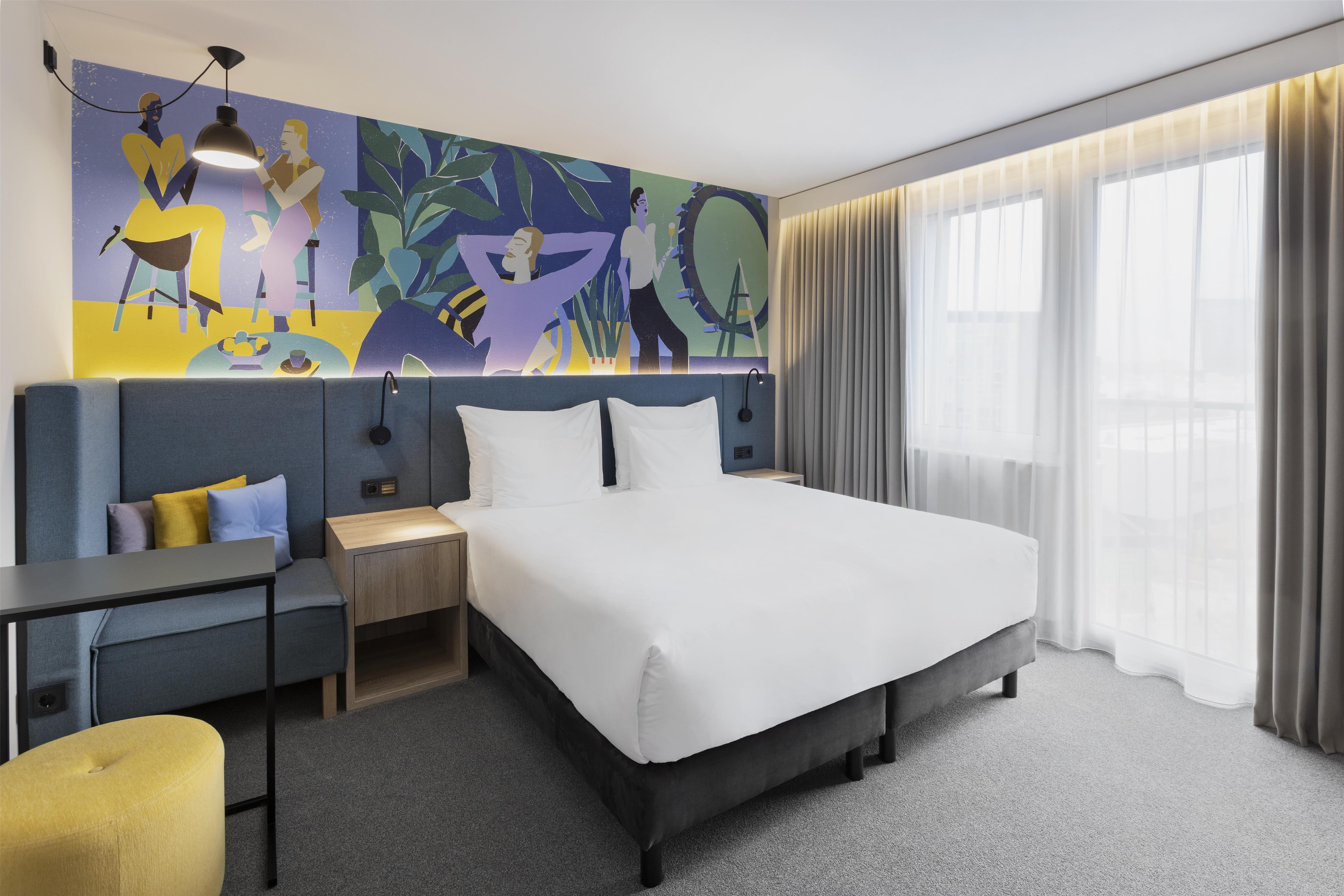 Double King Size Bed