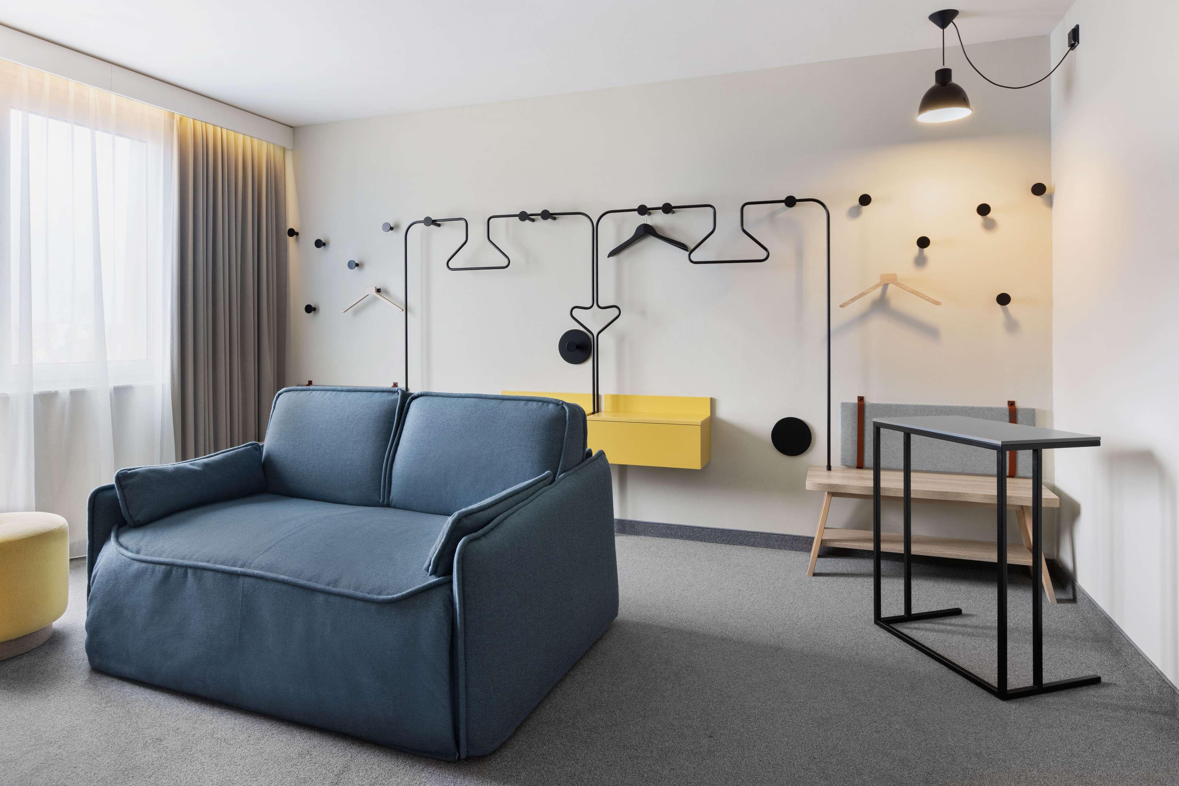 Double King Size Bed