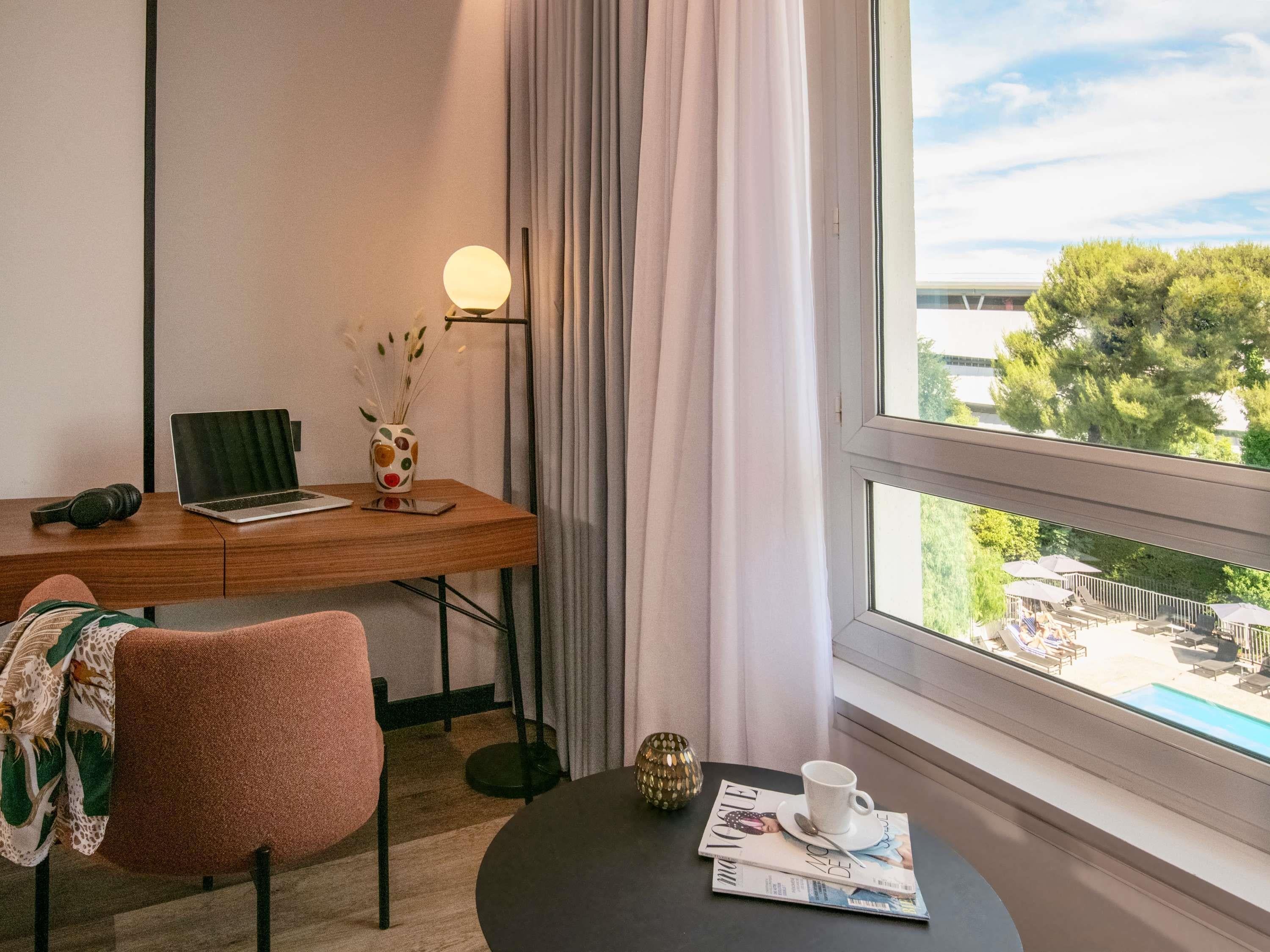 Double Executive King Bed