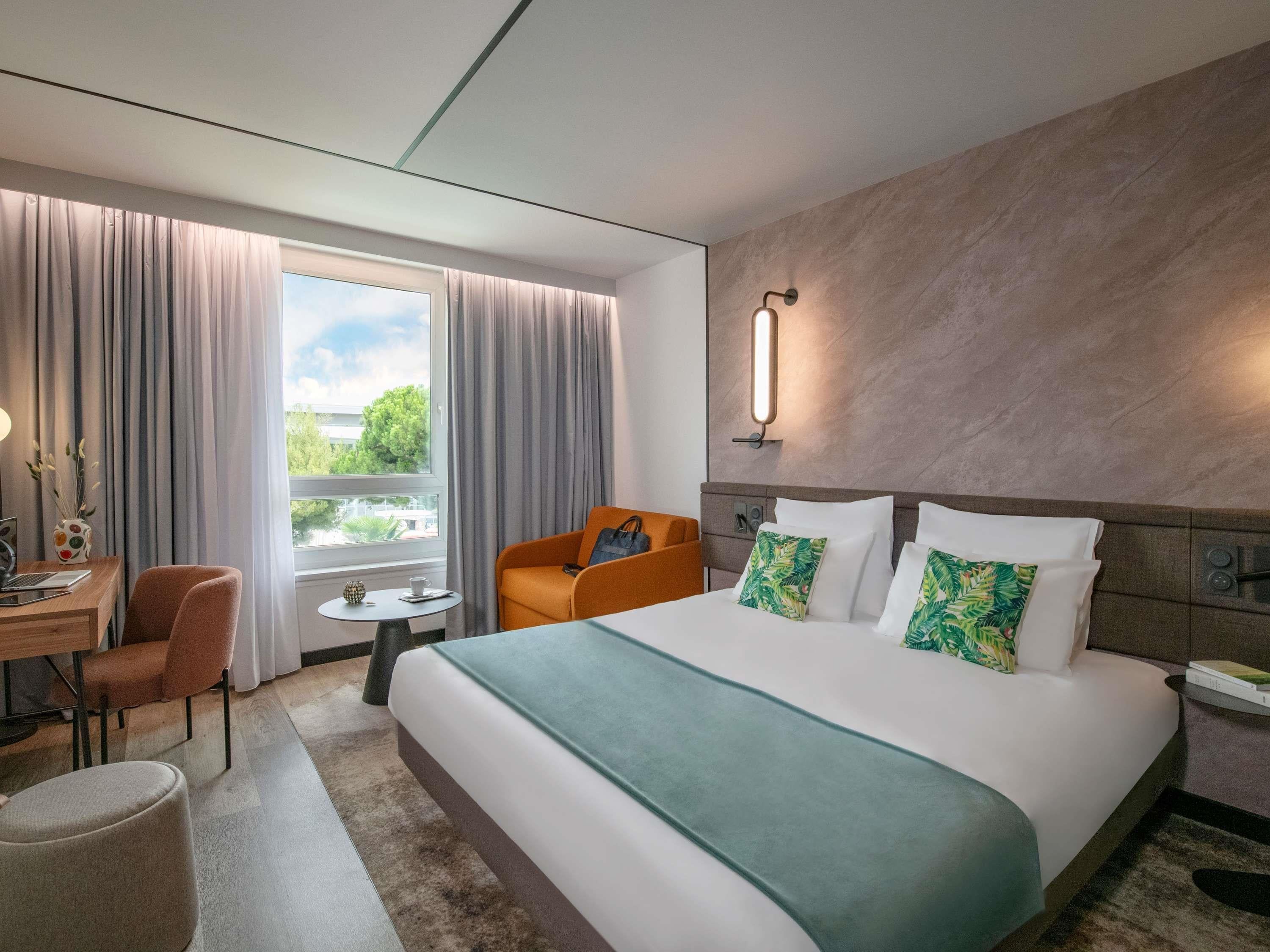 Double Executive King Bed