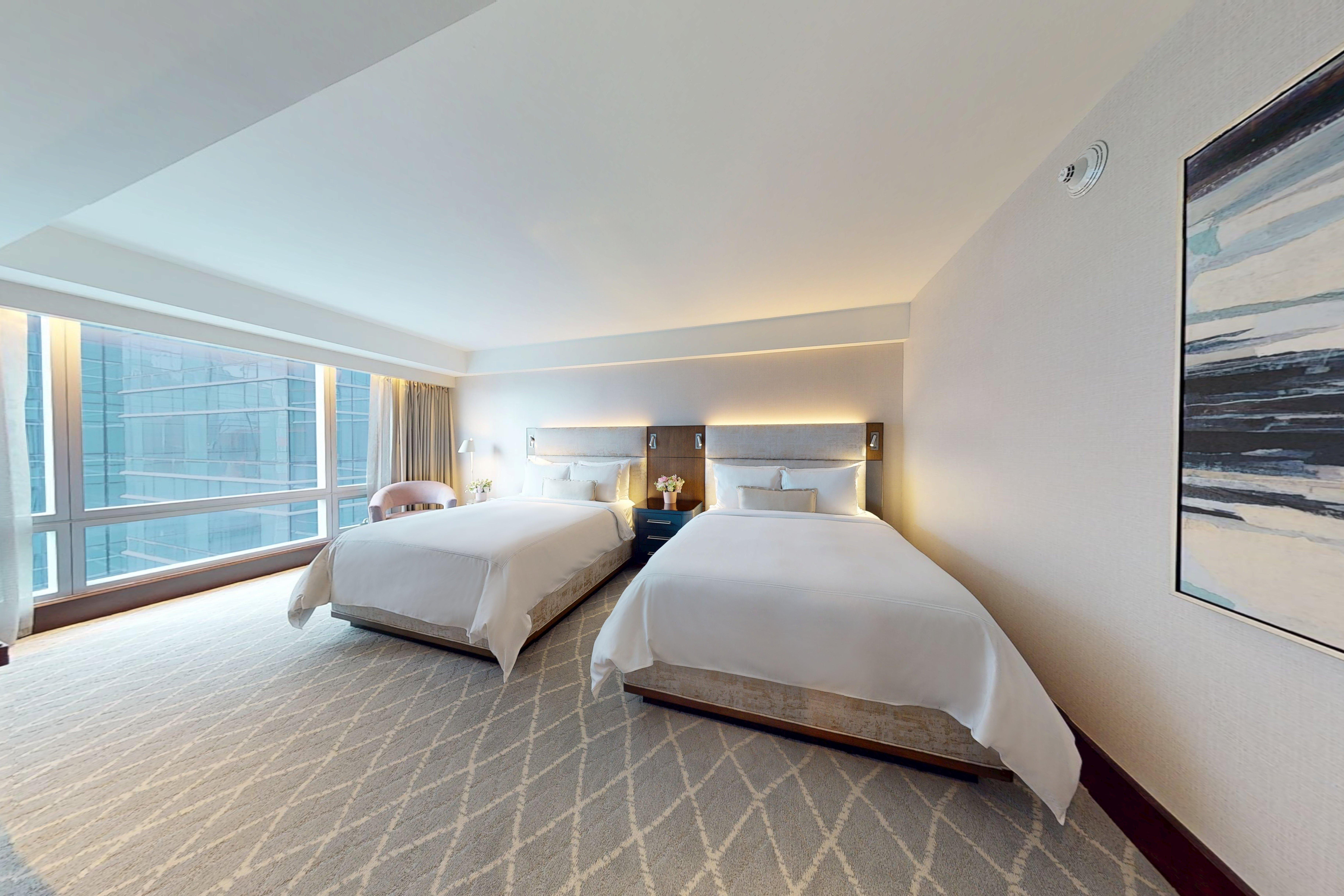 Suite Two Queen Beds One Bedroom