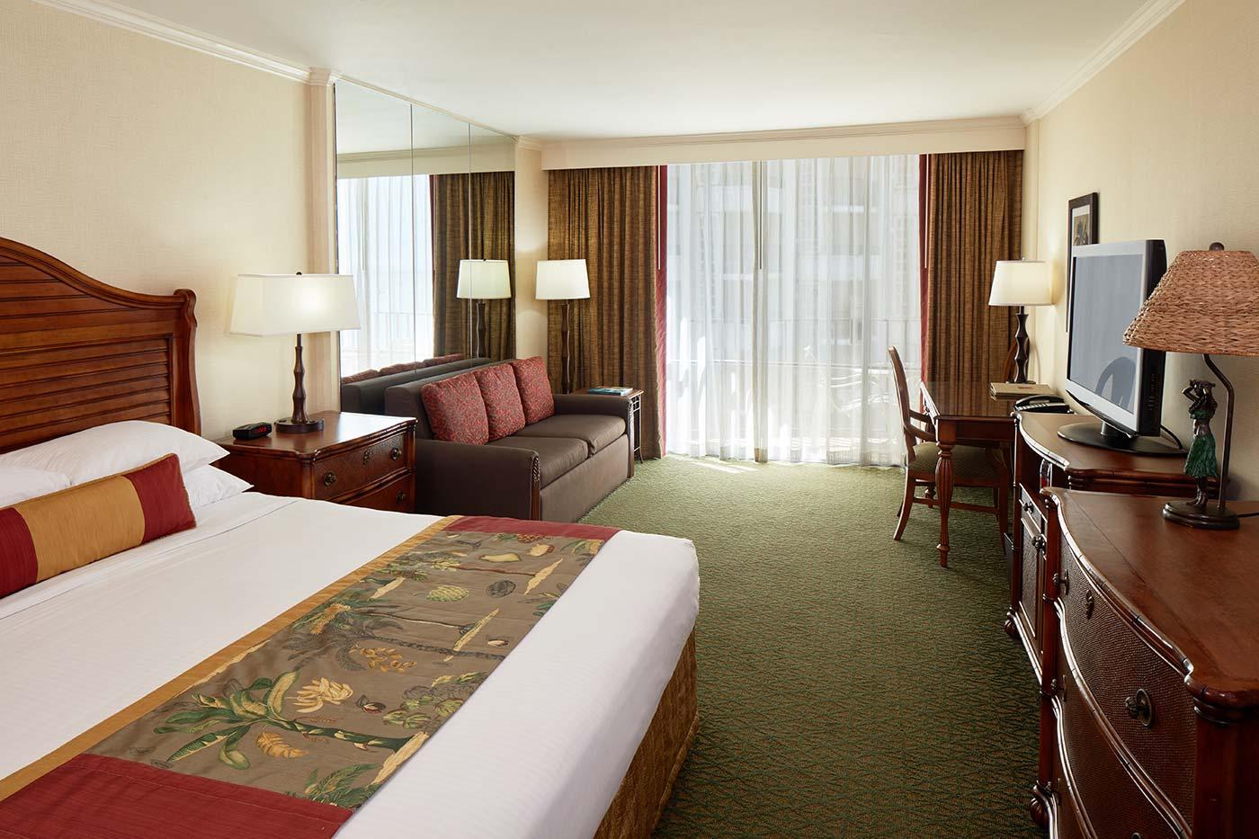 Double Partial Ocean View King Bed