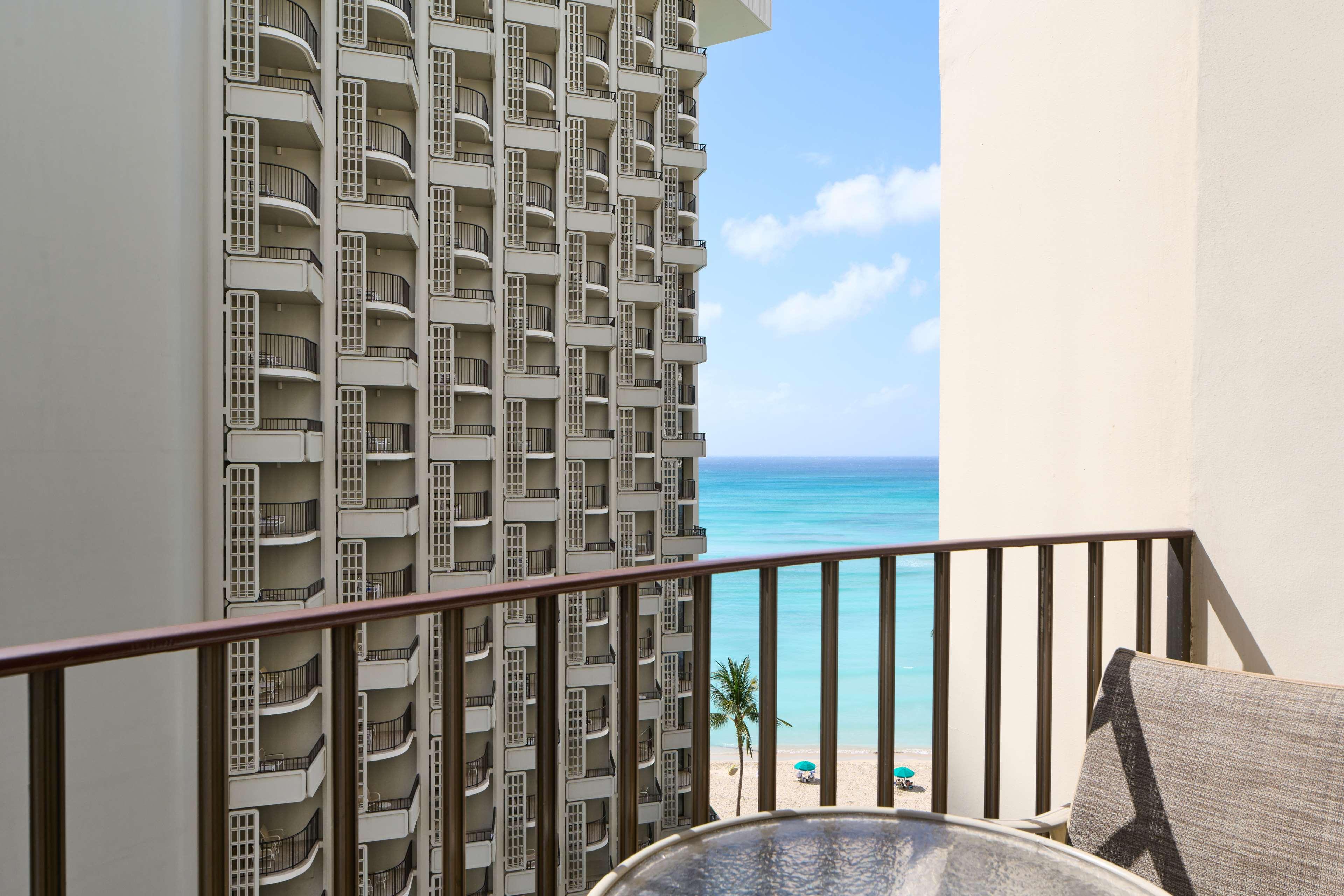 Double Accessible with Views