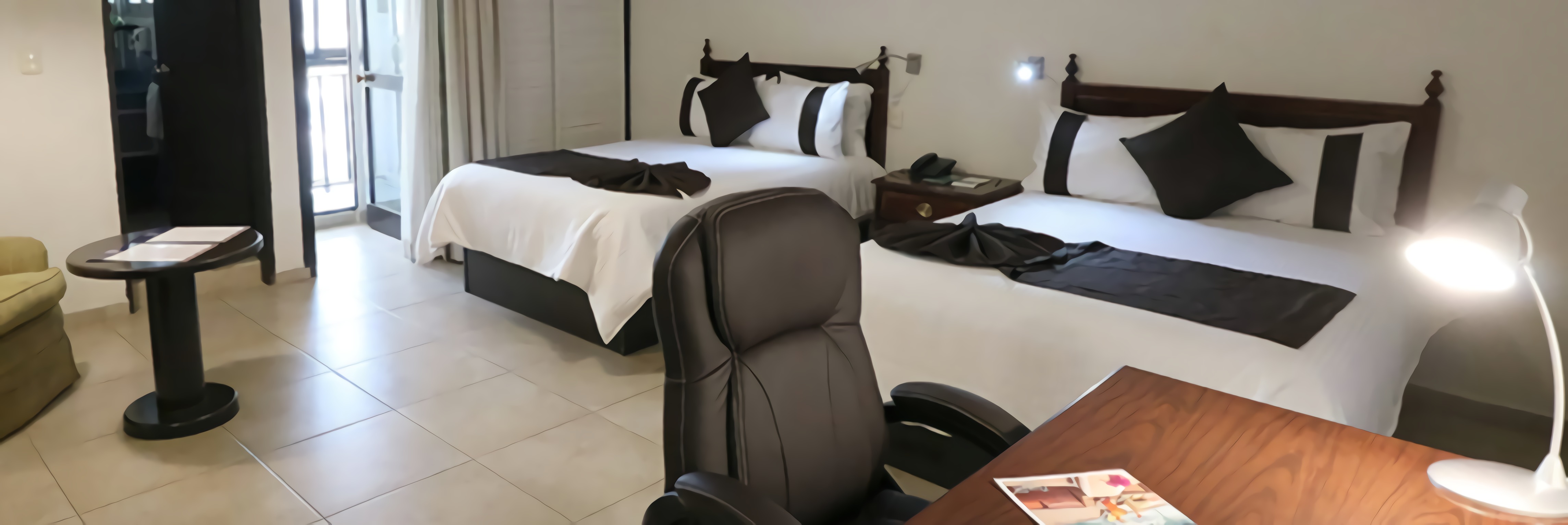 Room Deluxe Two Bedroom