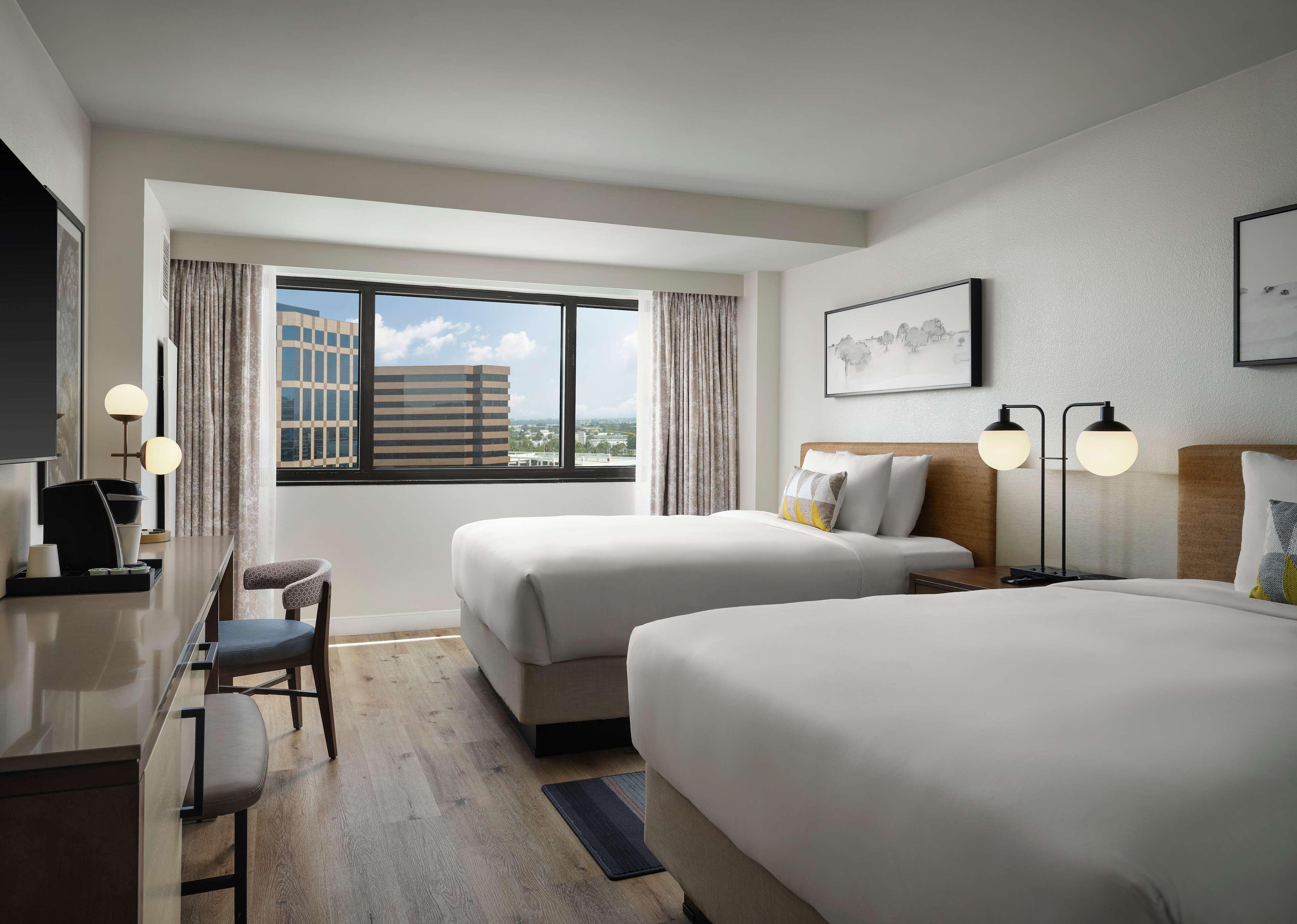 Double Two Queen Beds Premier