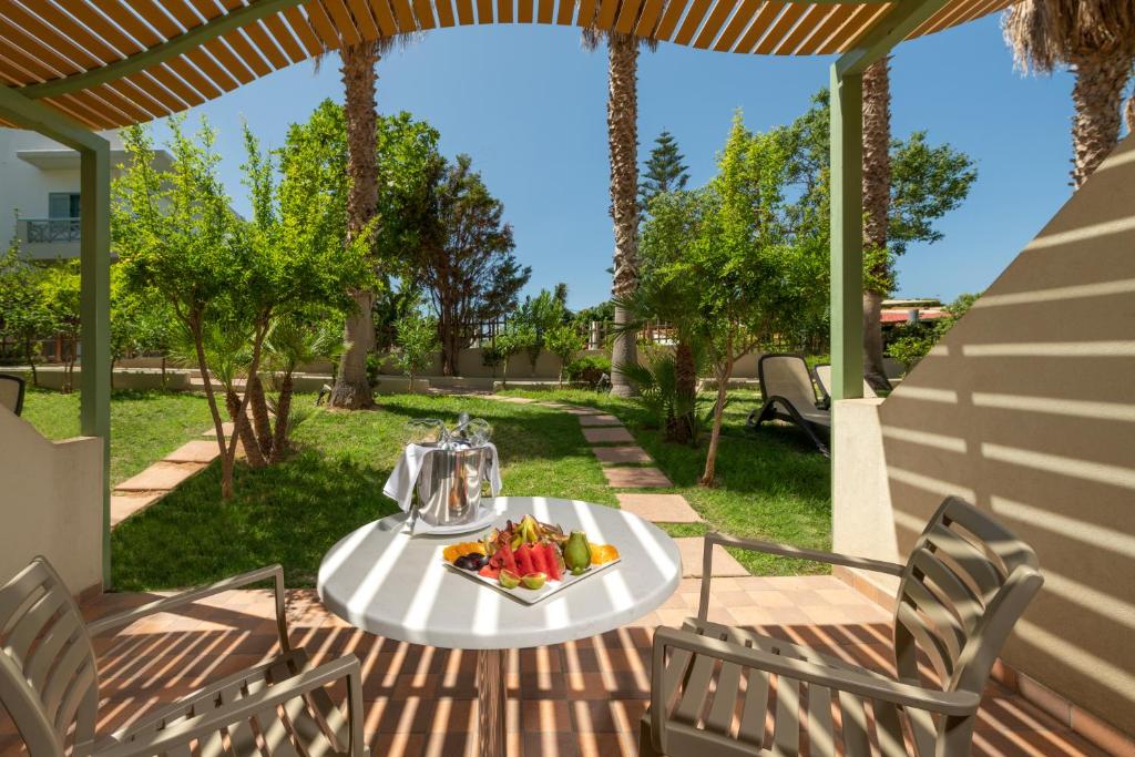 Family Room Standard