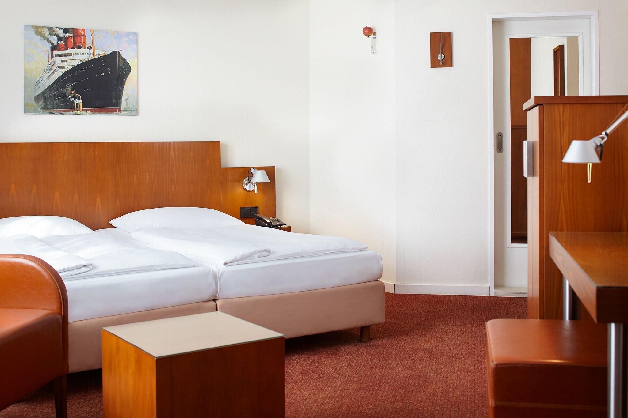 Double King Size Bed