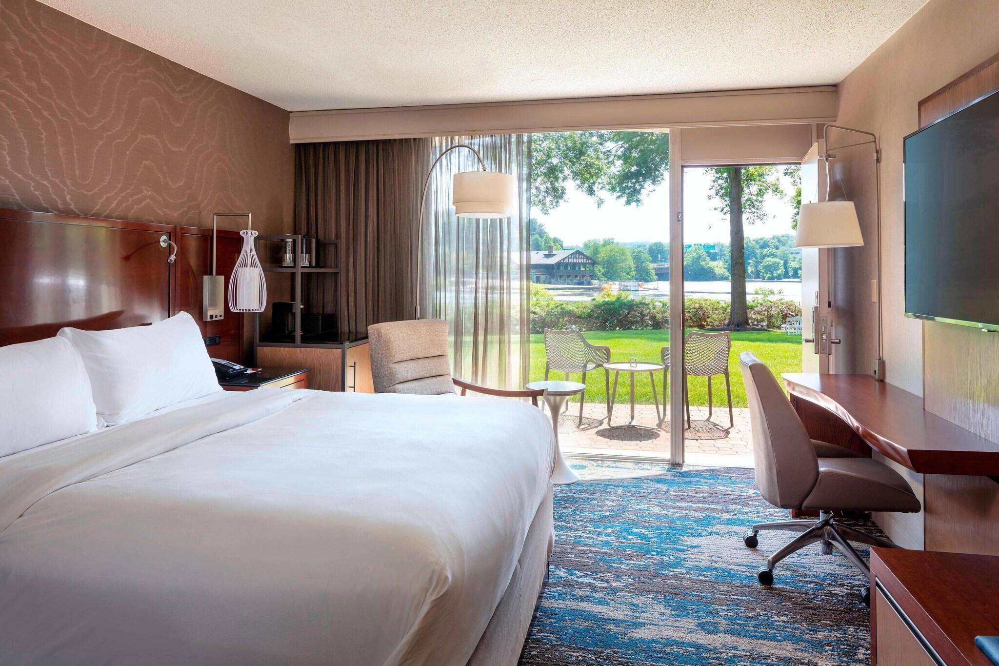 Double Smoking with Views