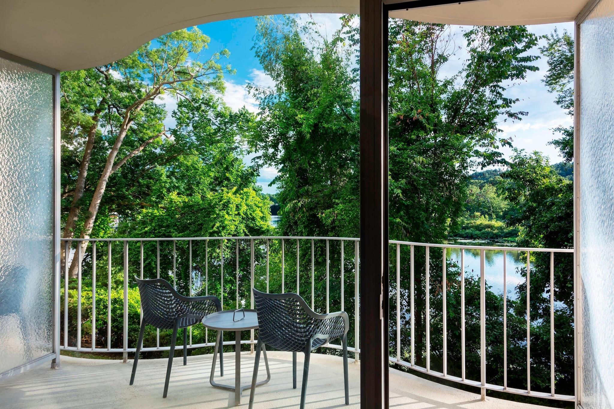 Double Two Queen Beds