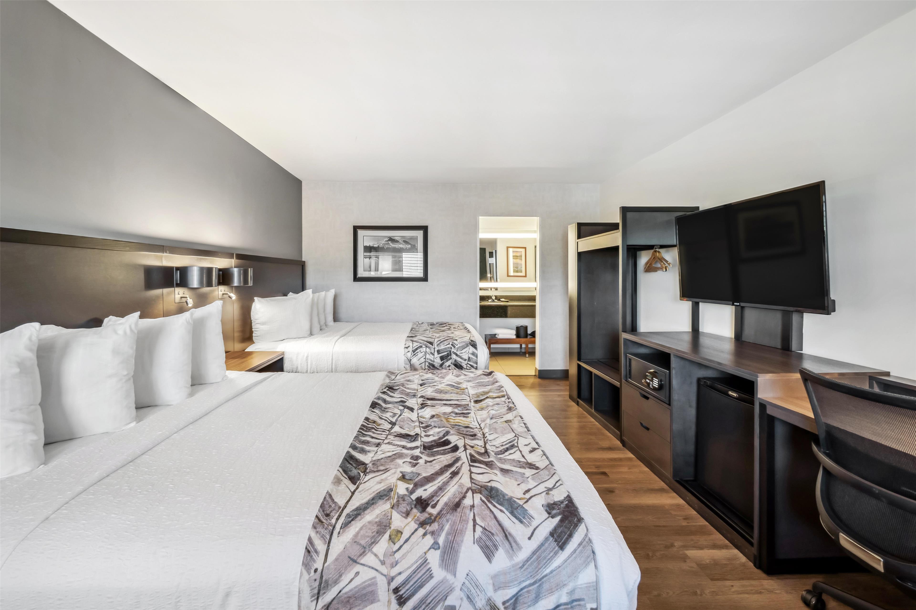 Double Executive Queen Bed