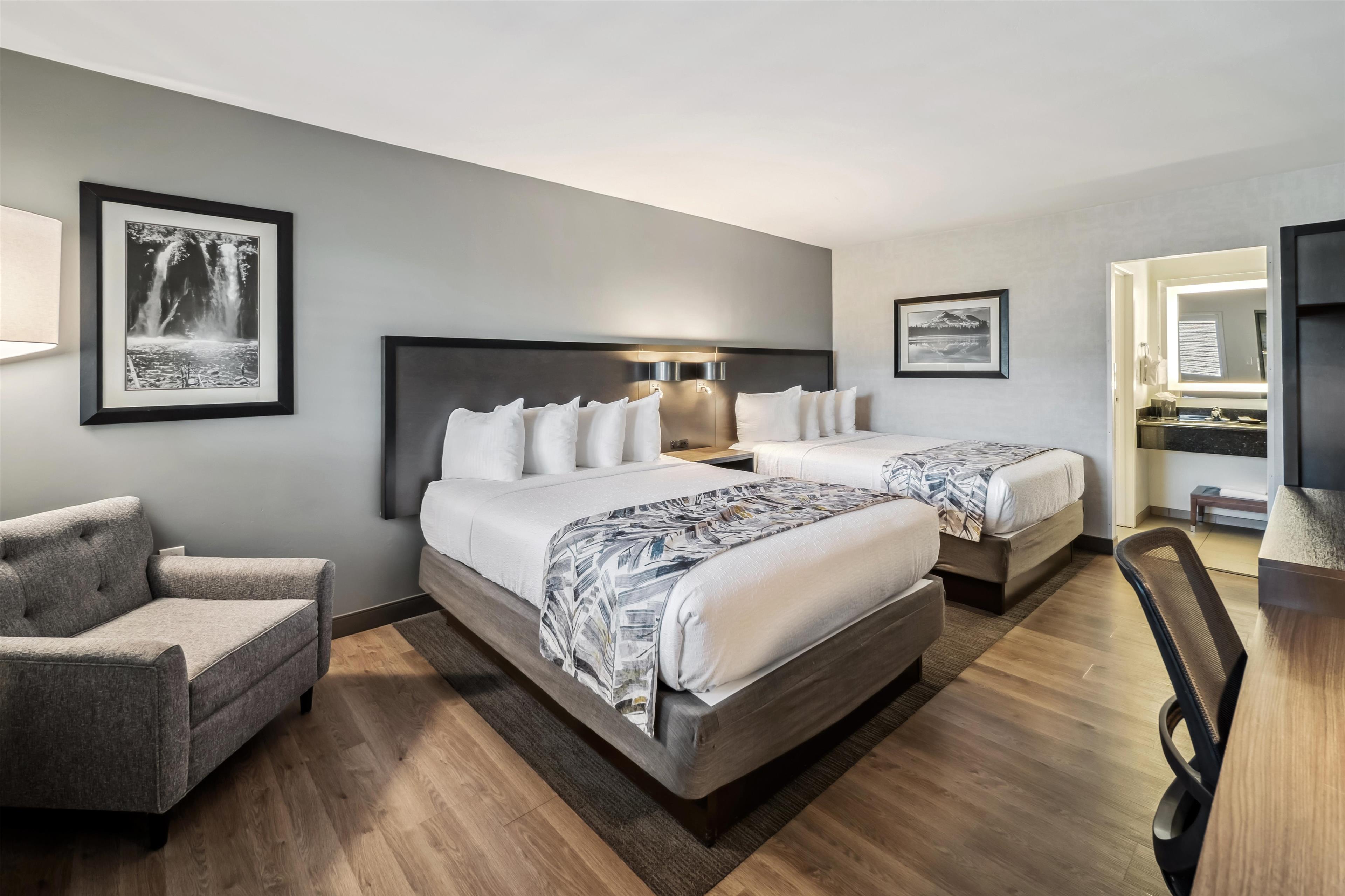 Double Executive Queen Bed