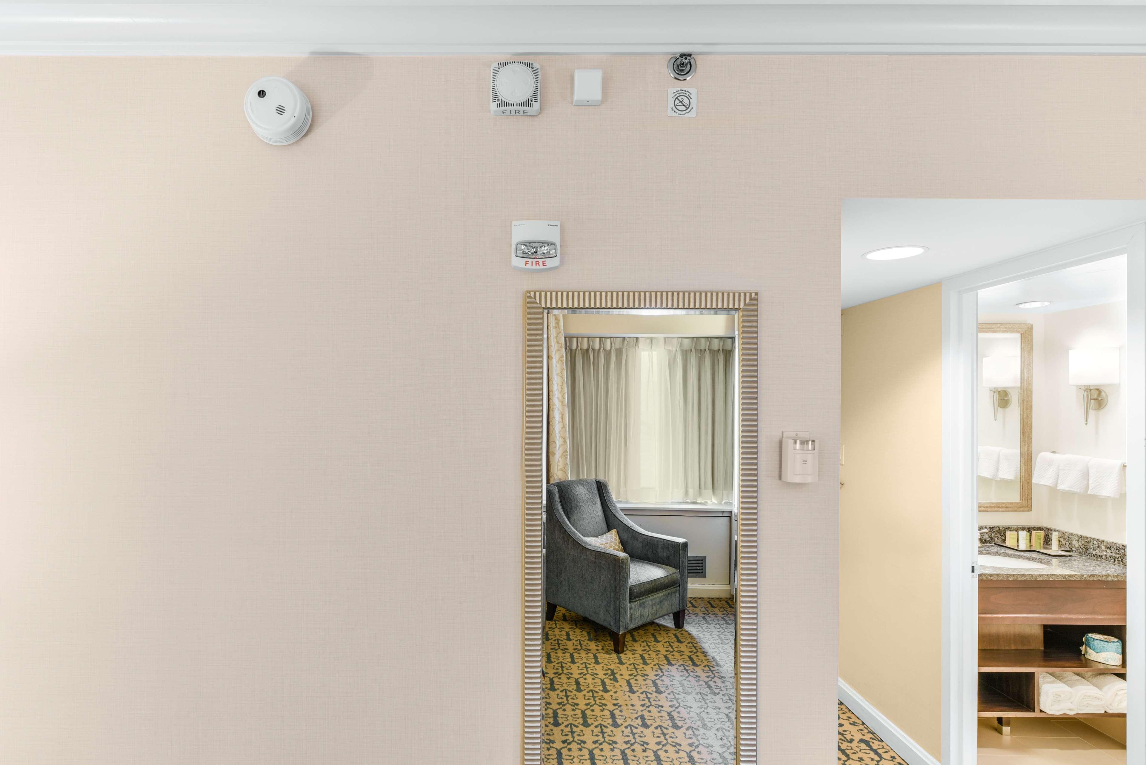 Room Deluxe Two Double Beds