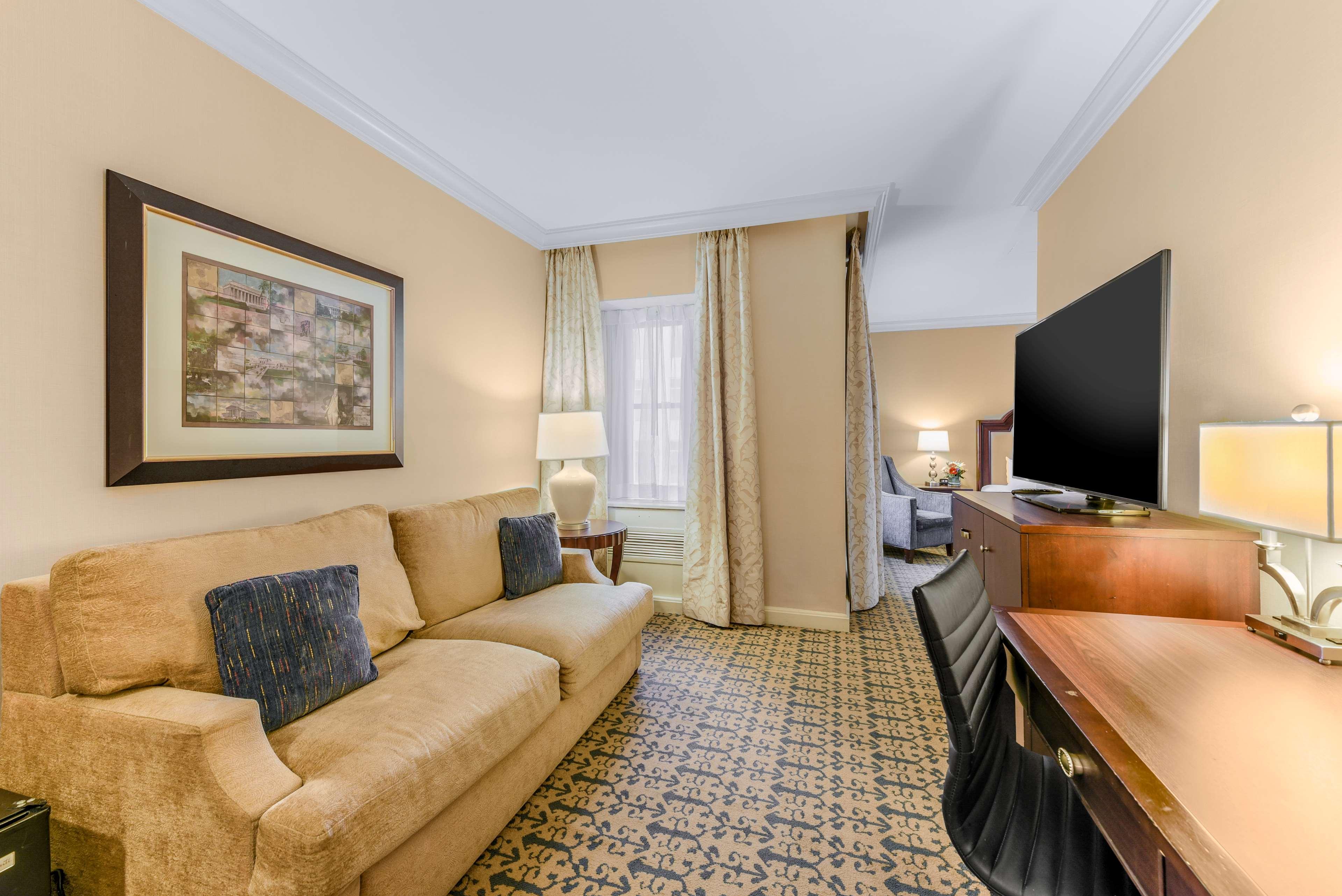 Junior Suite Two Queen Beds