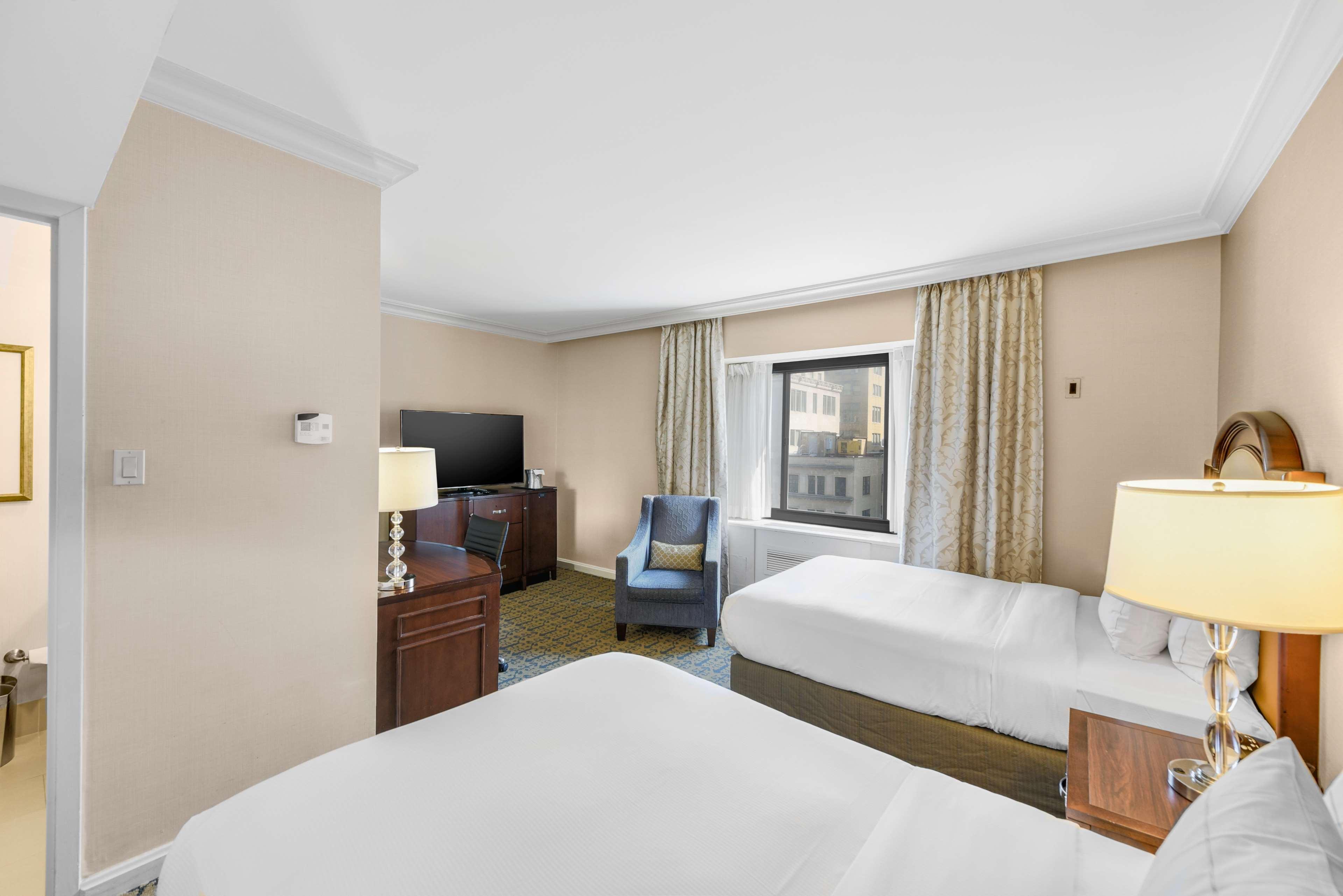 Room Deluxe Two Double Beds