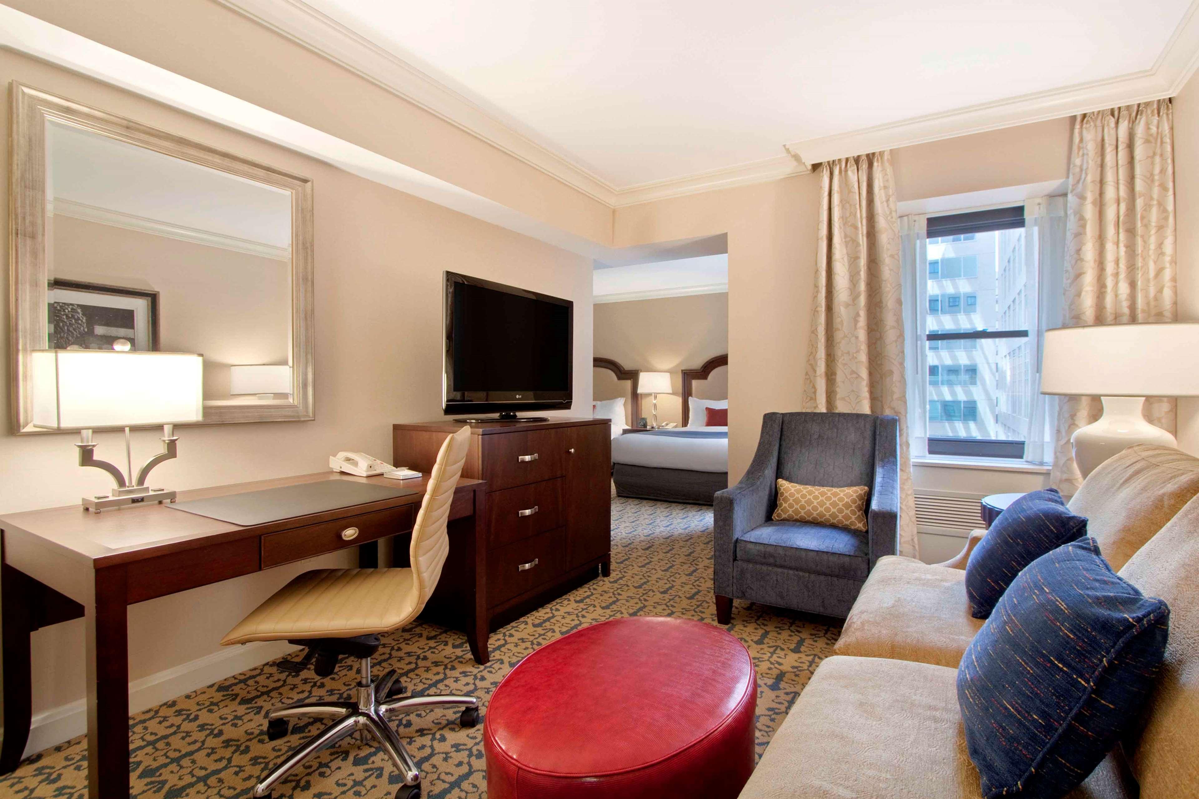 Junior Suite King Size Bed