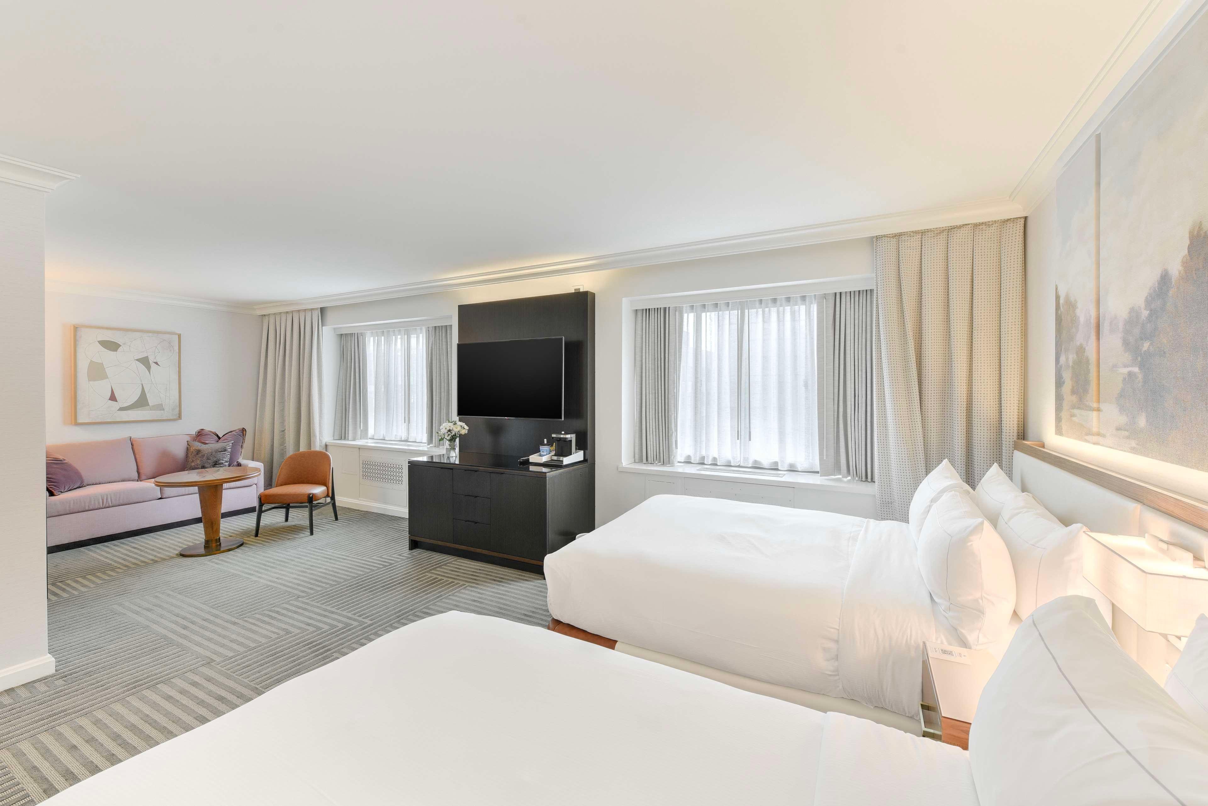 Double Deluxe Two Queen Beds