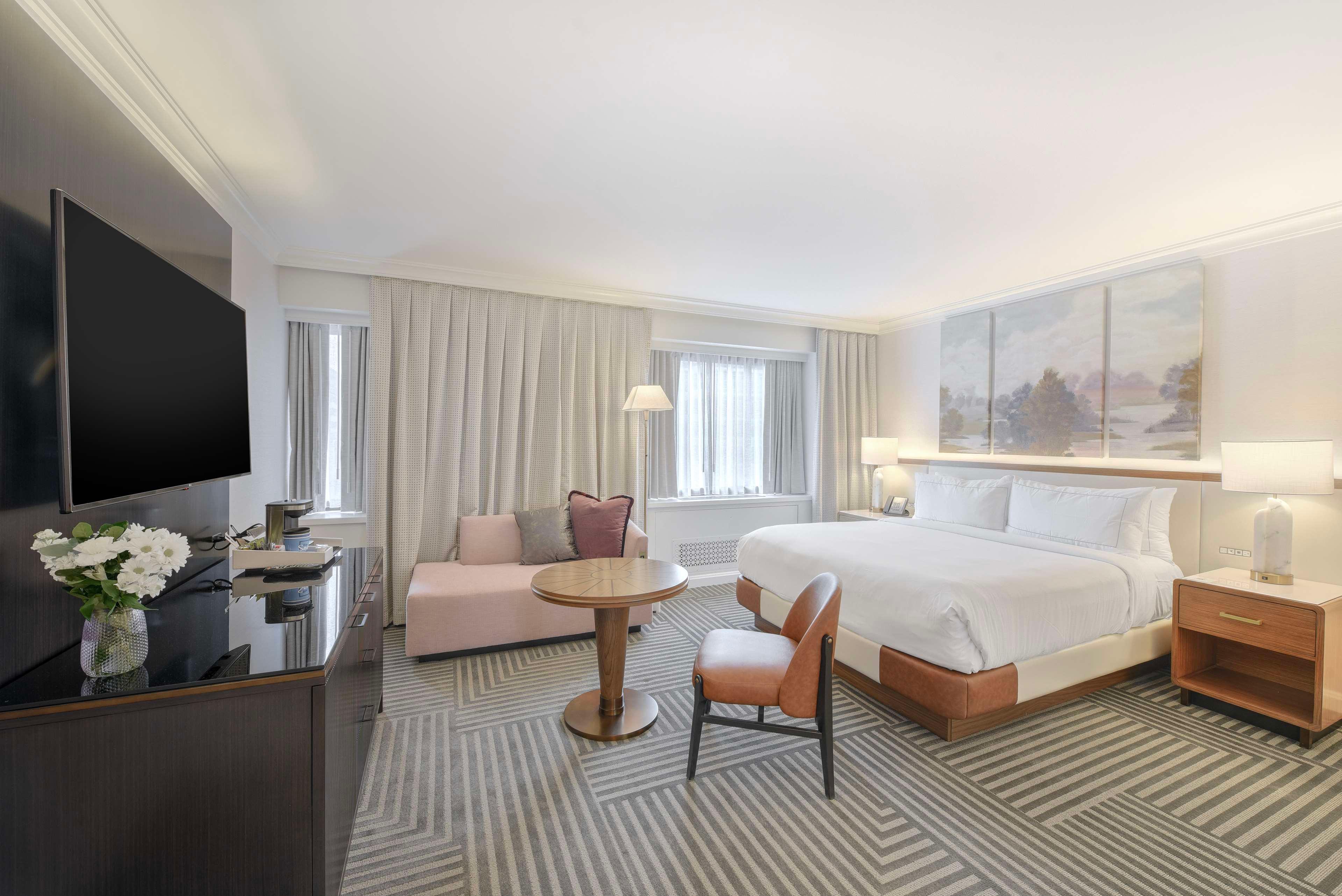 Double or Twin King Size Bed