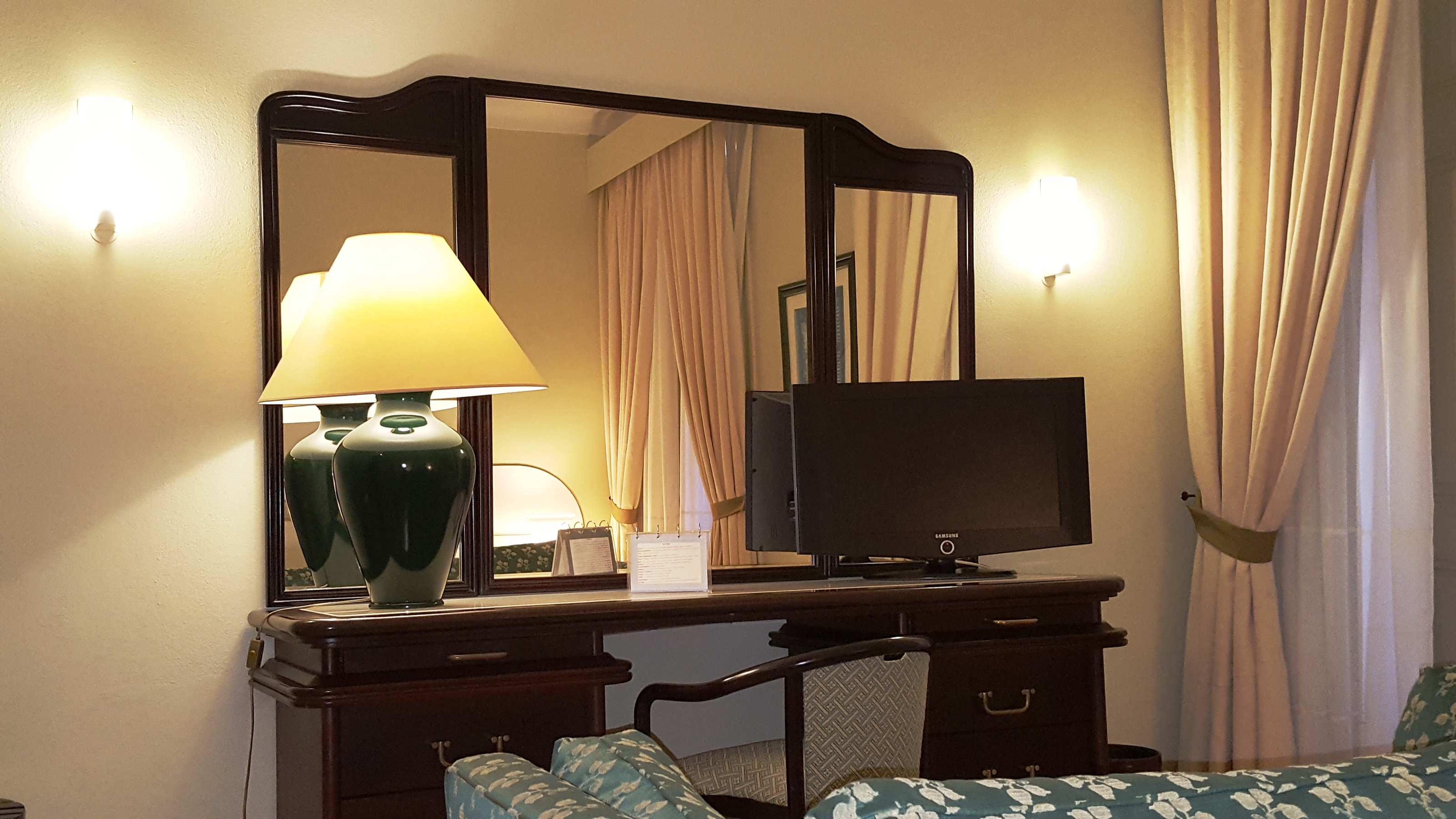 Double Single Superior